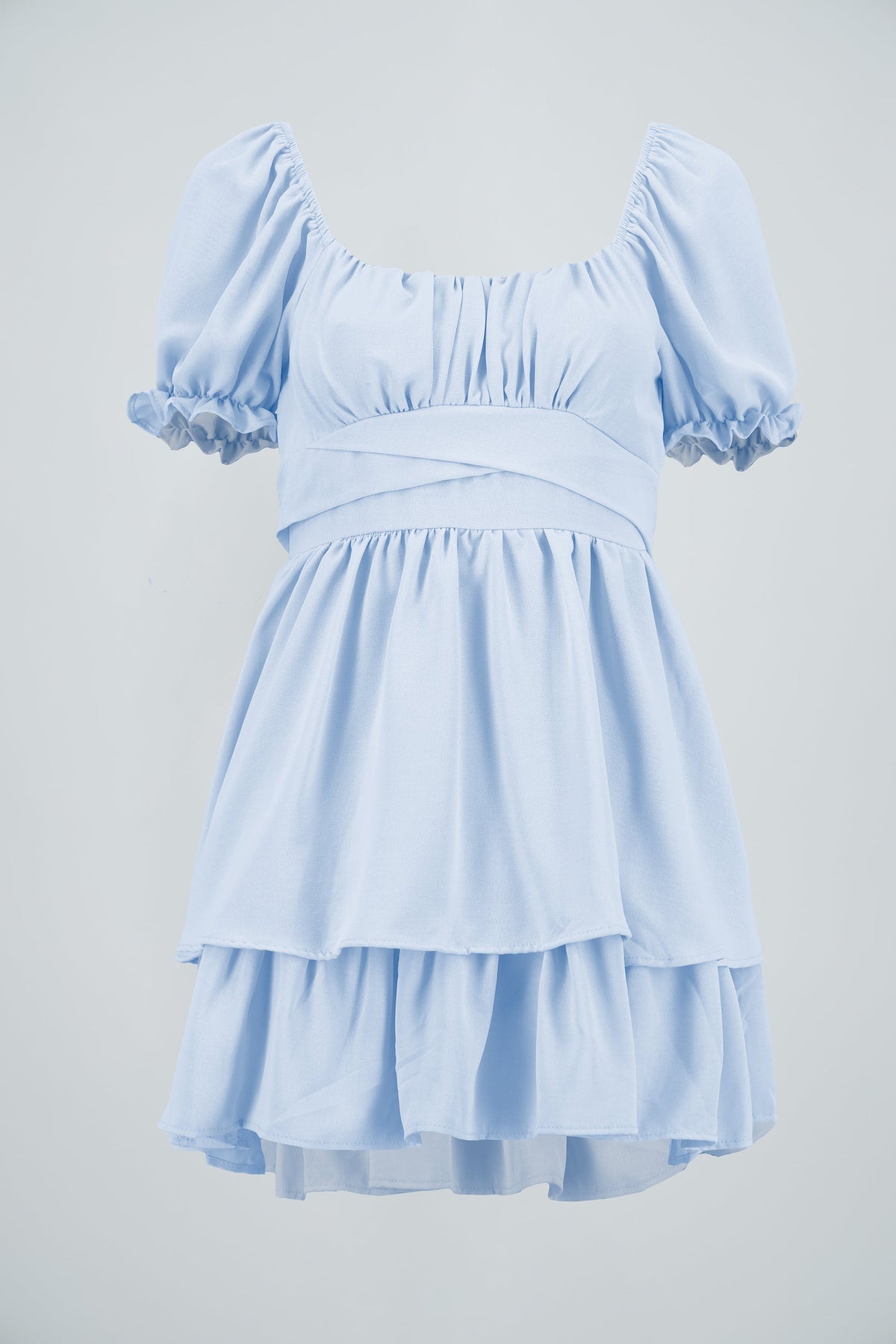 Minivestido de lazos en capas