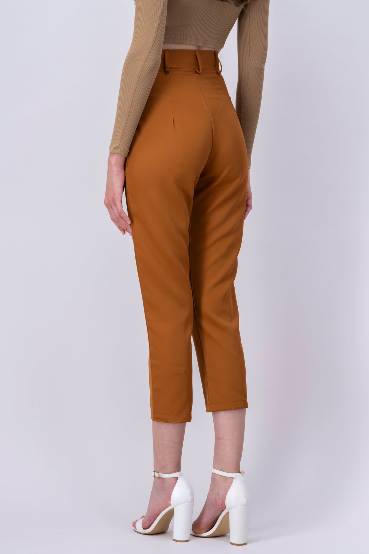 High Waist Capris with Pockets