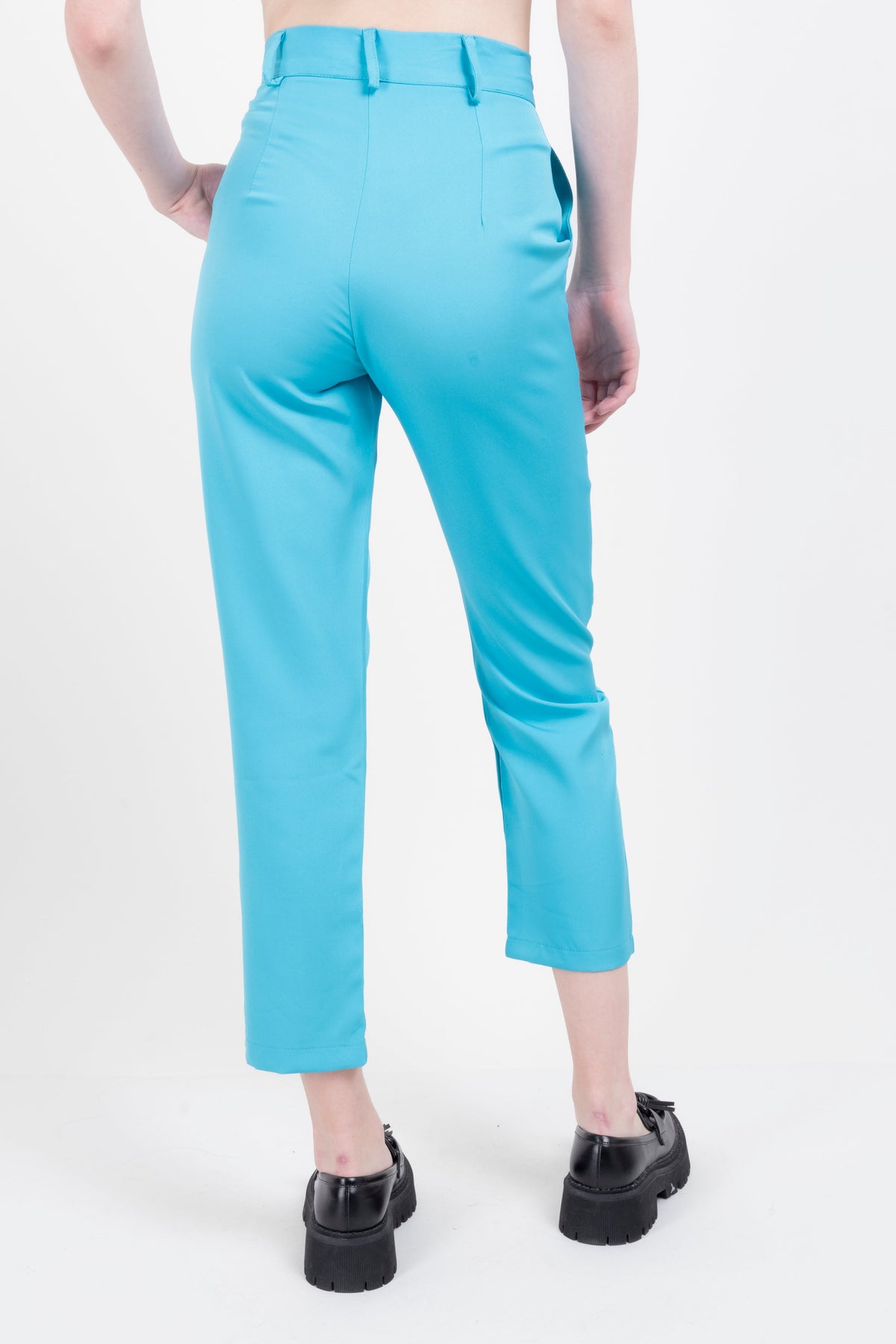 High Waist Capris with Pockets