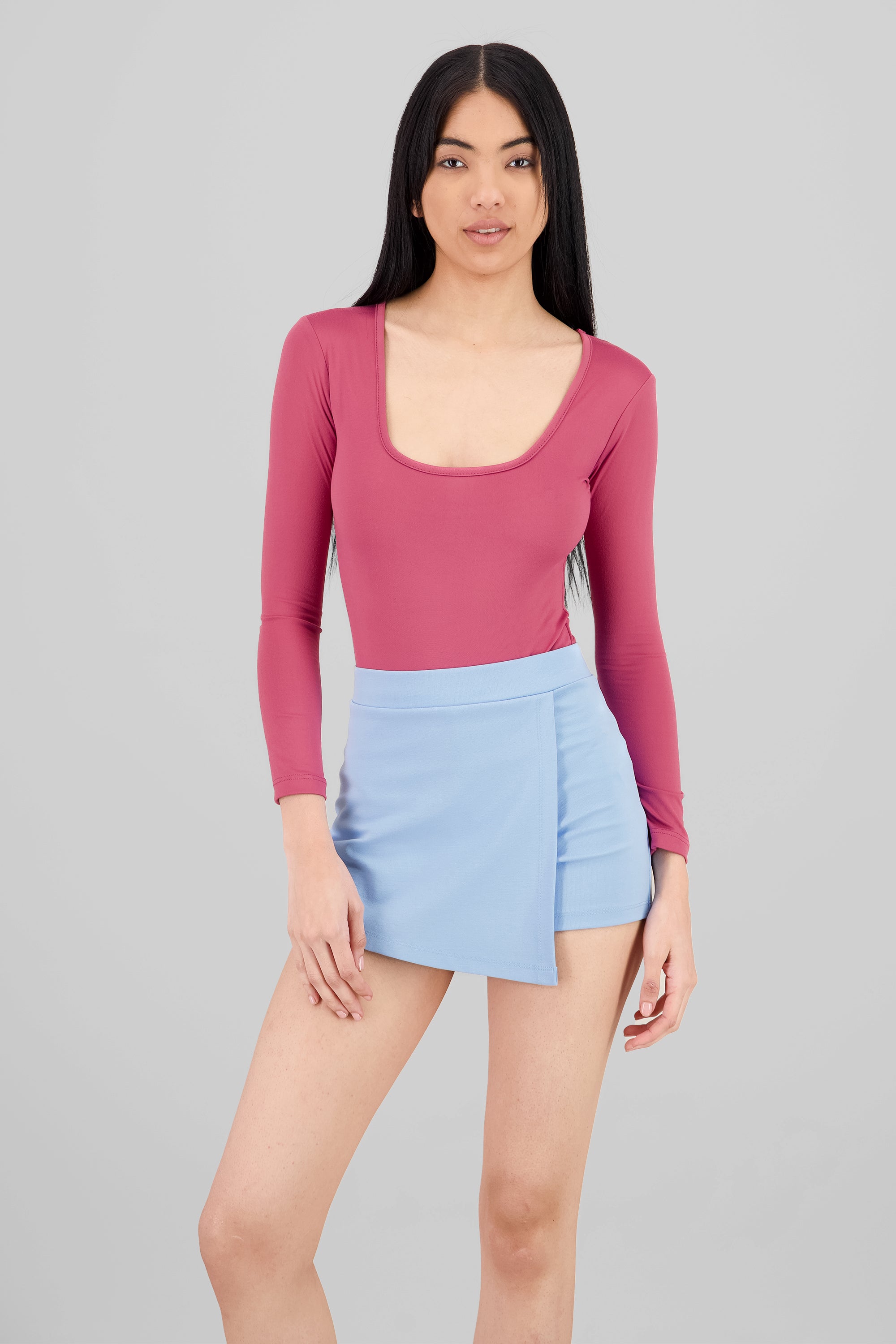 MAGENTA