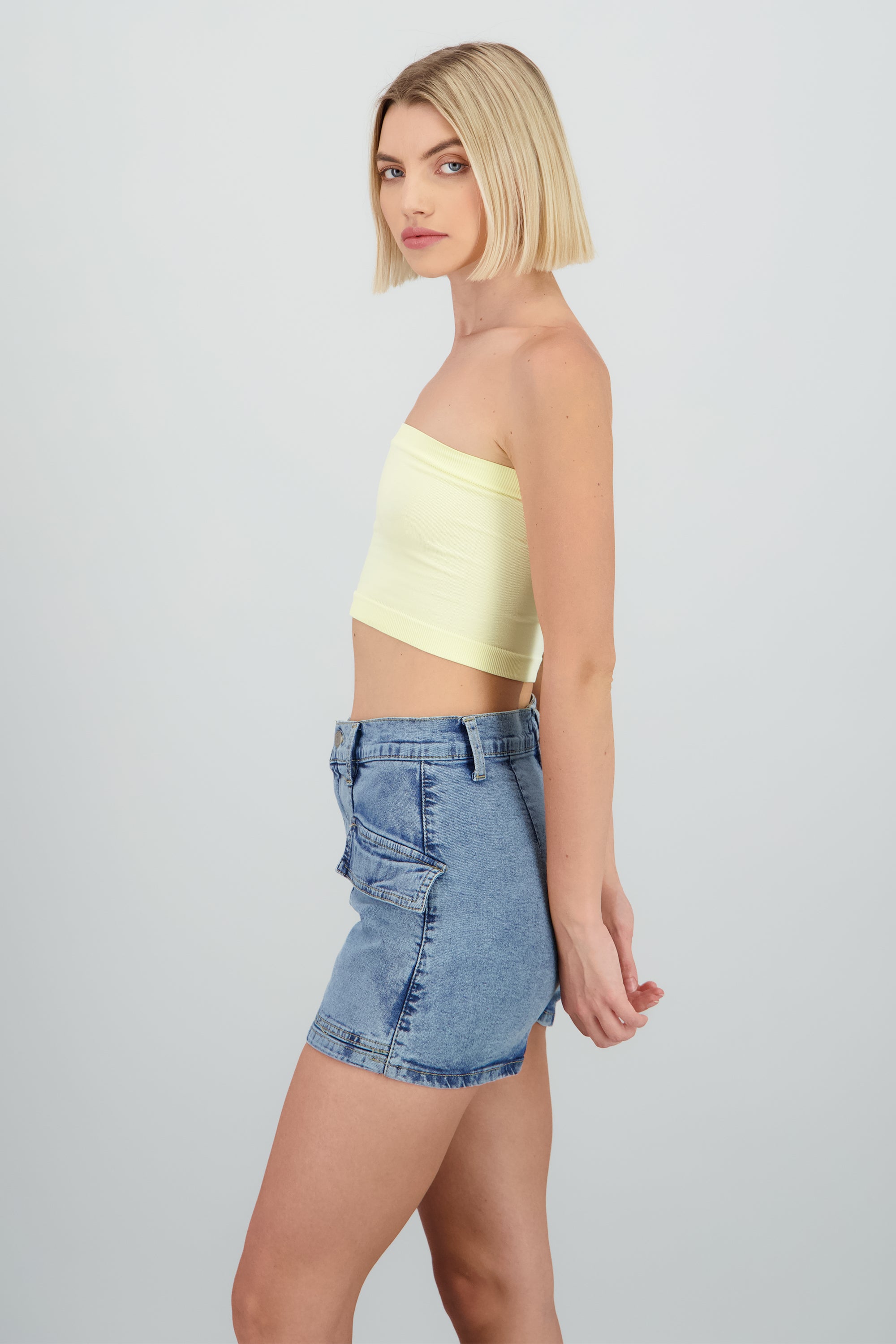 PASTEL YELLOW