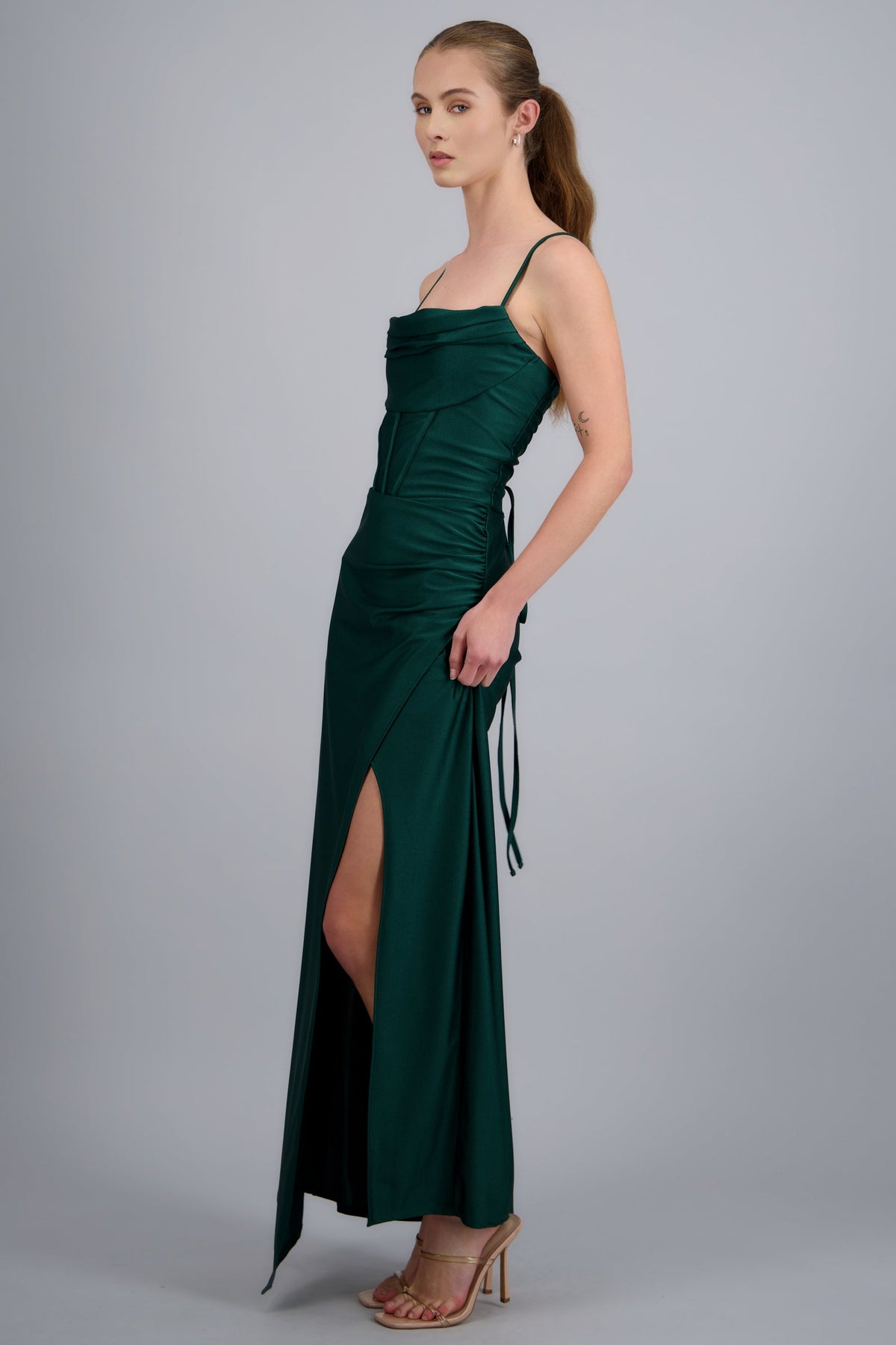 DARK GREEN