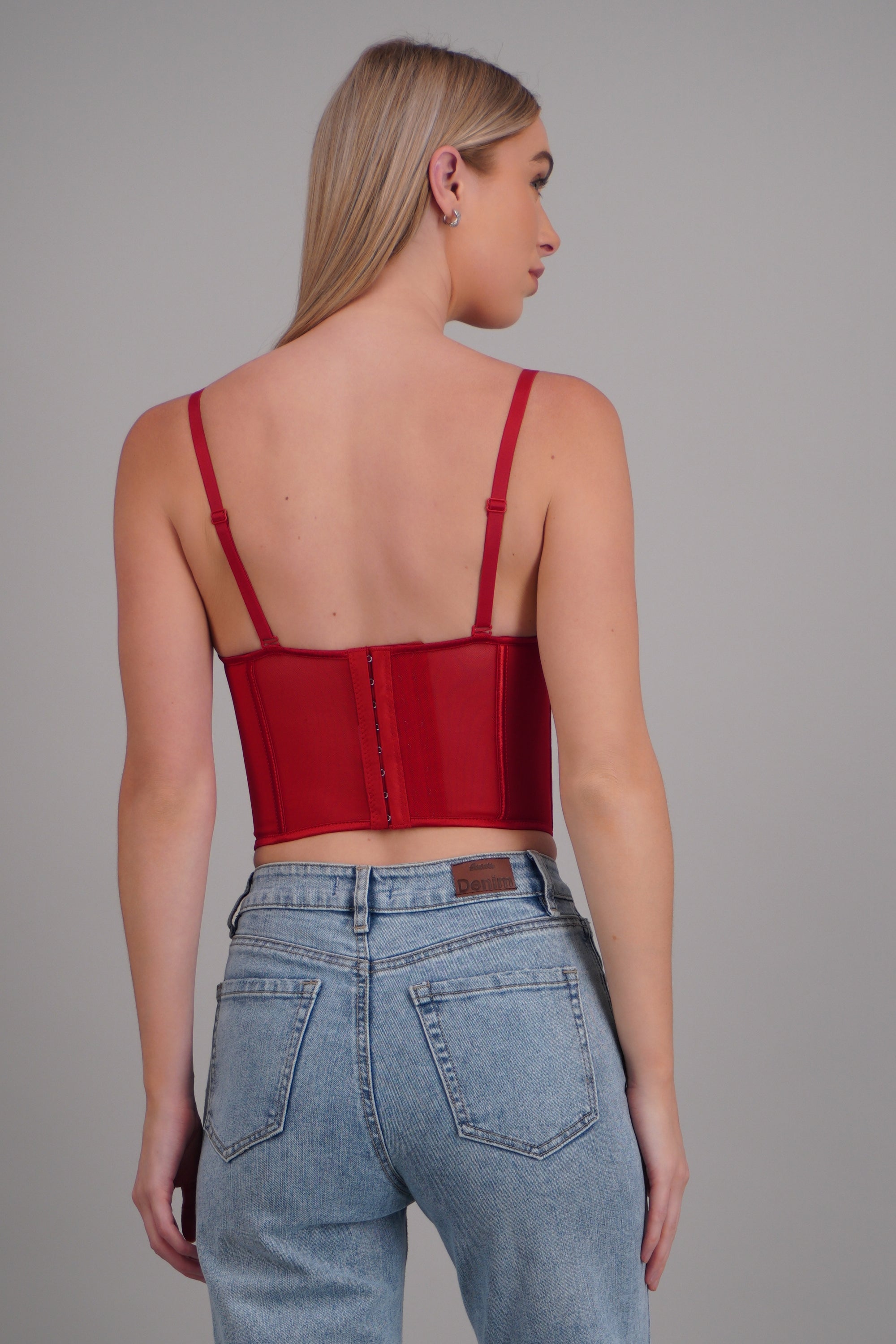 TOMATO RED