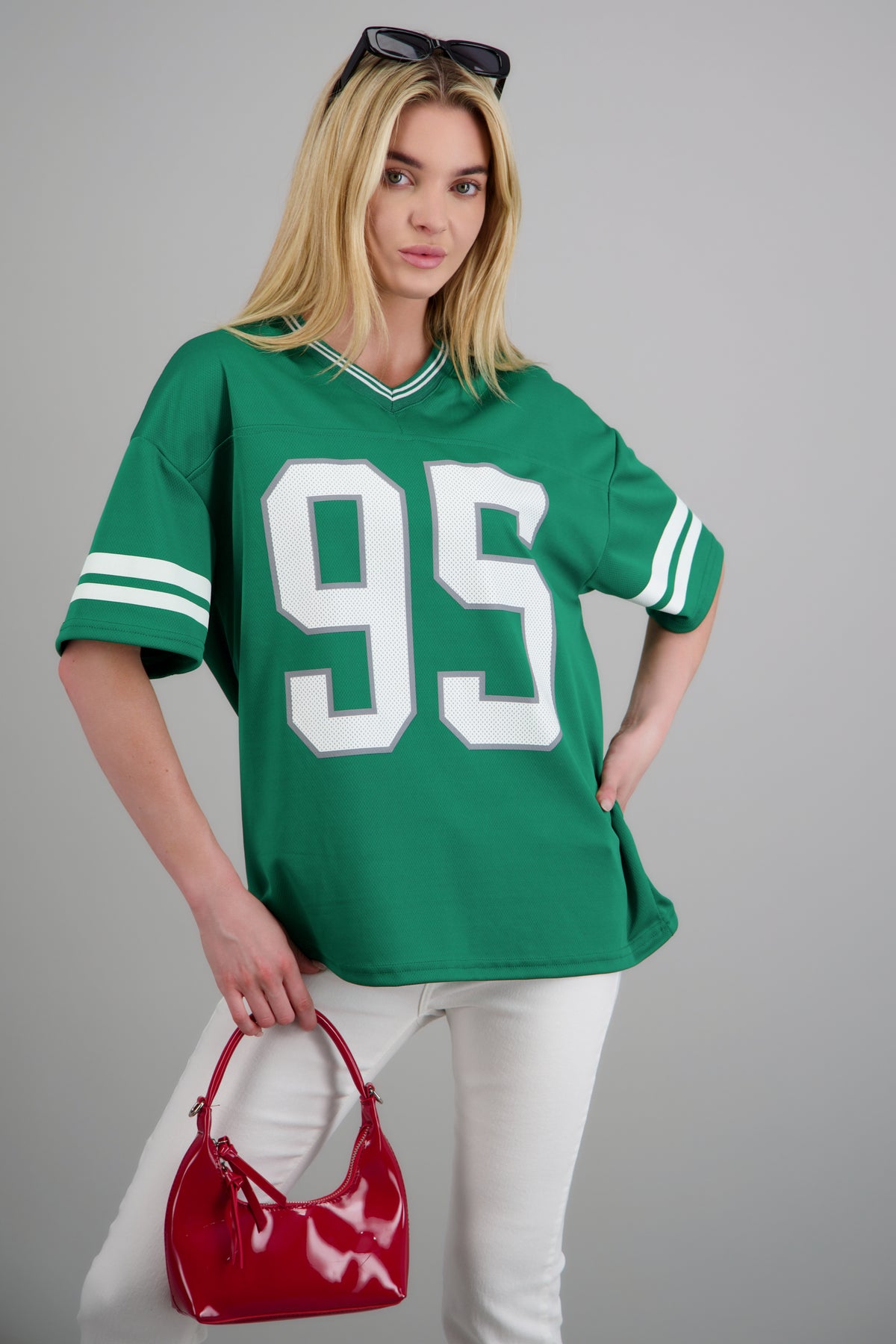 GREEN