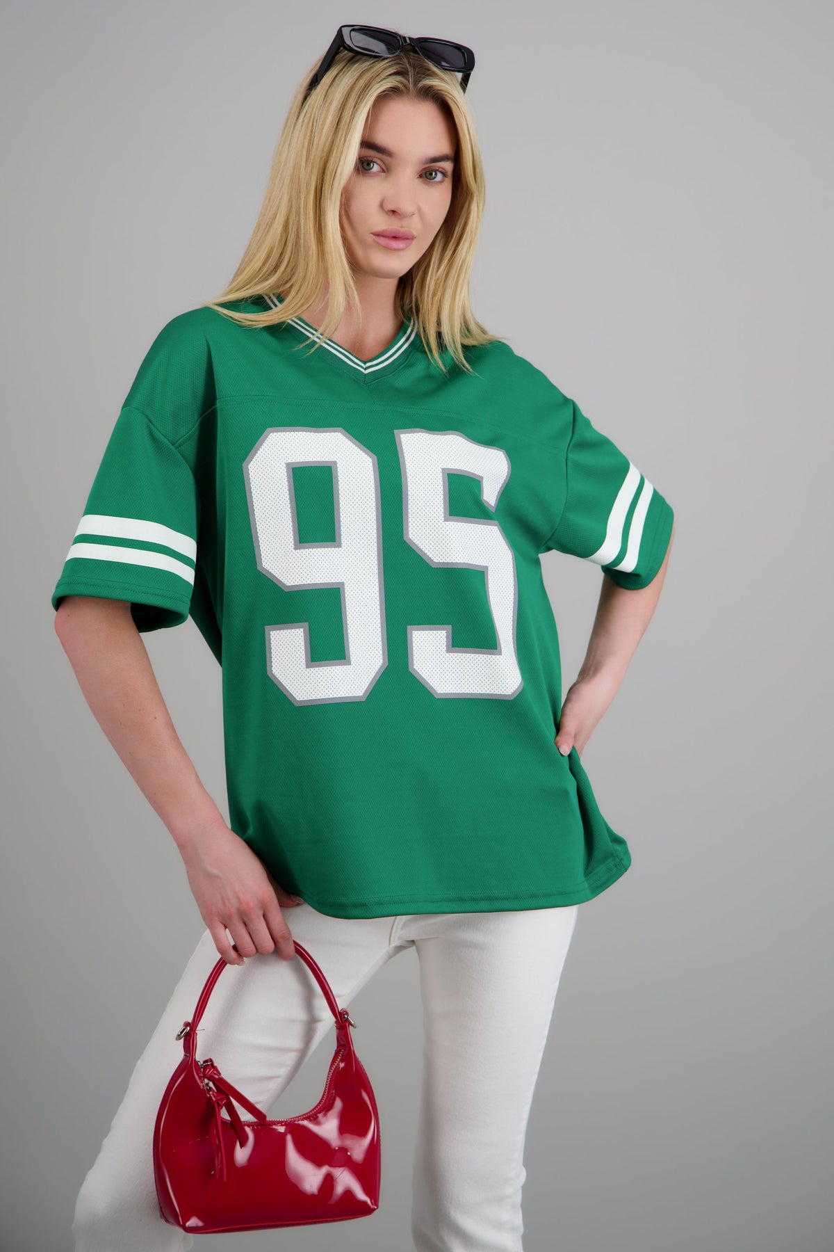 GREEN