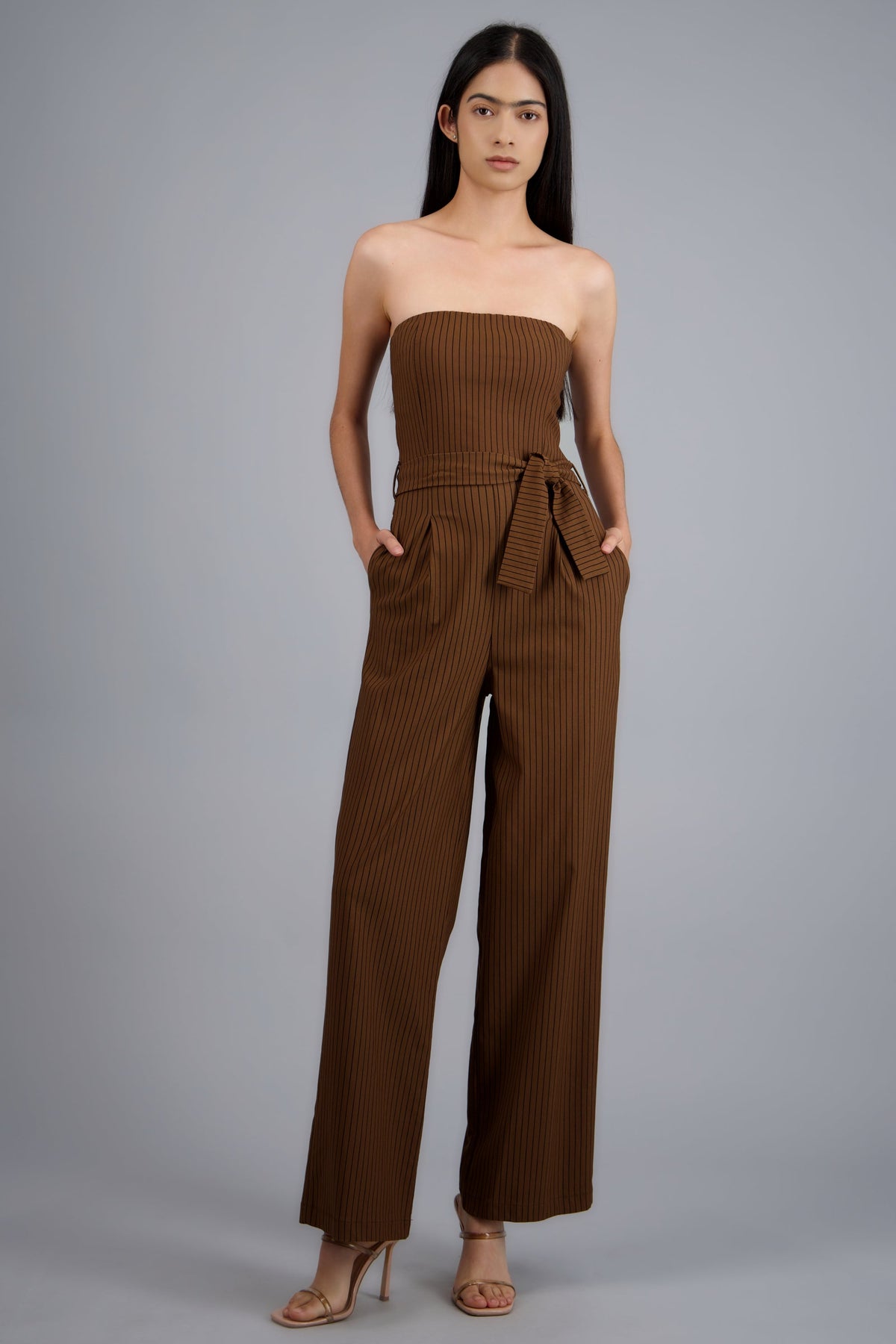 DARK BROWN