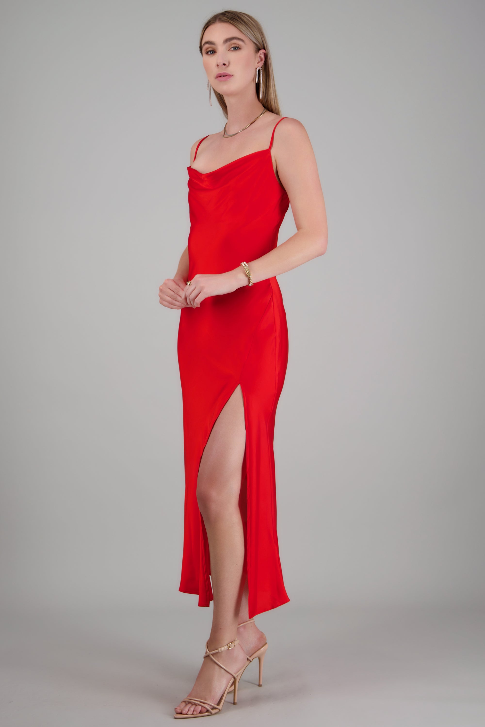 TOMATO RED