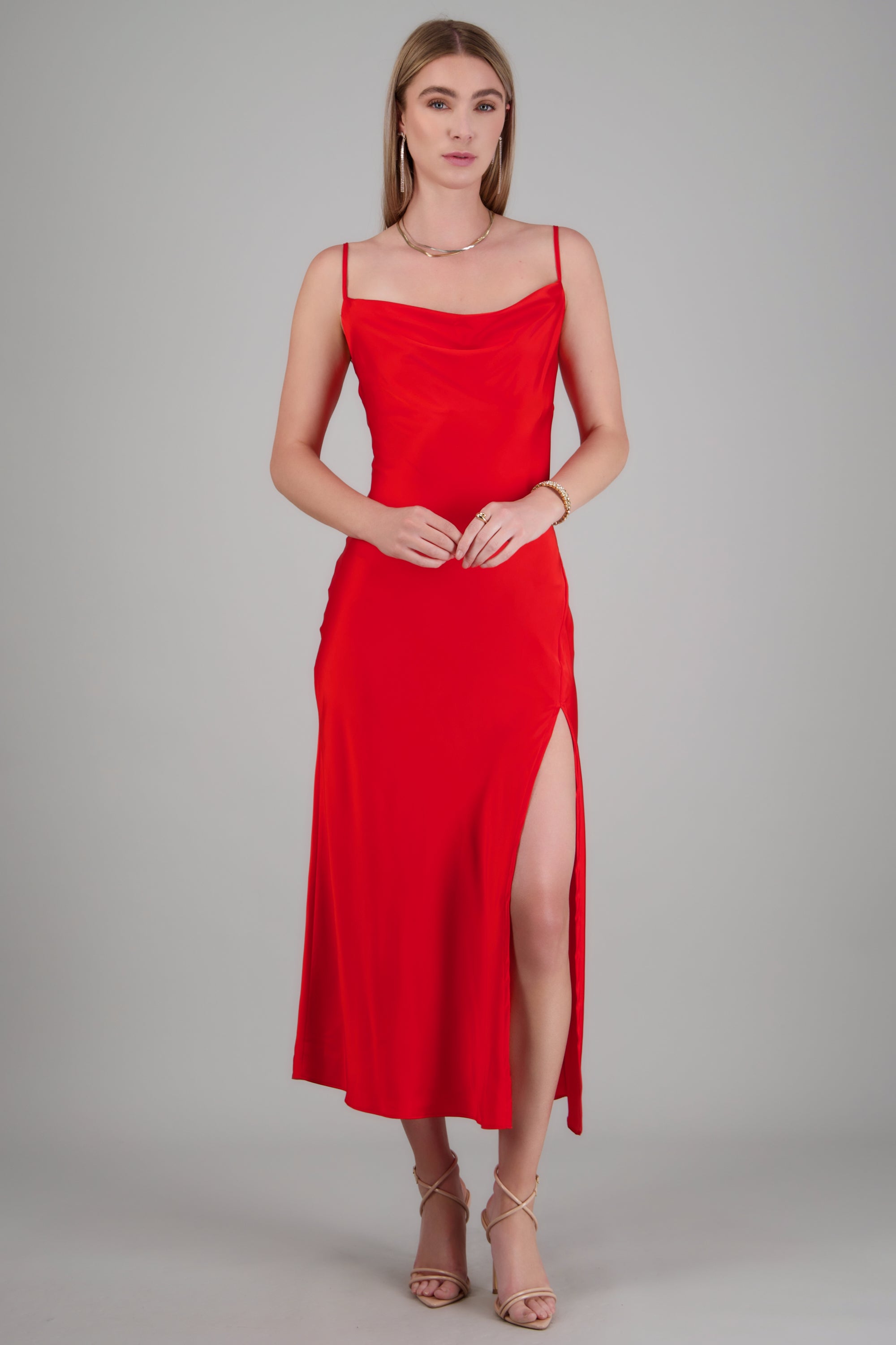 TOMATO RED