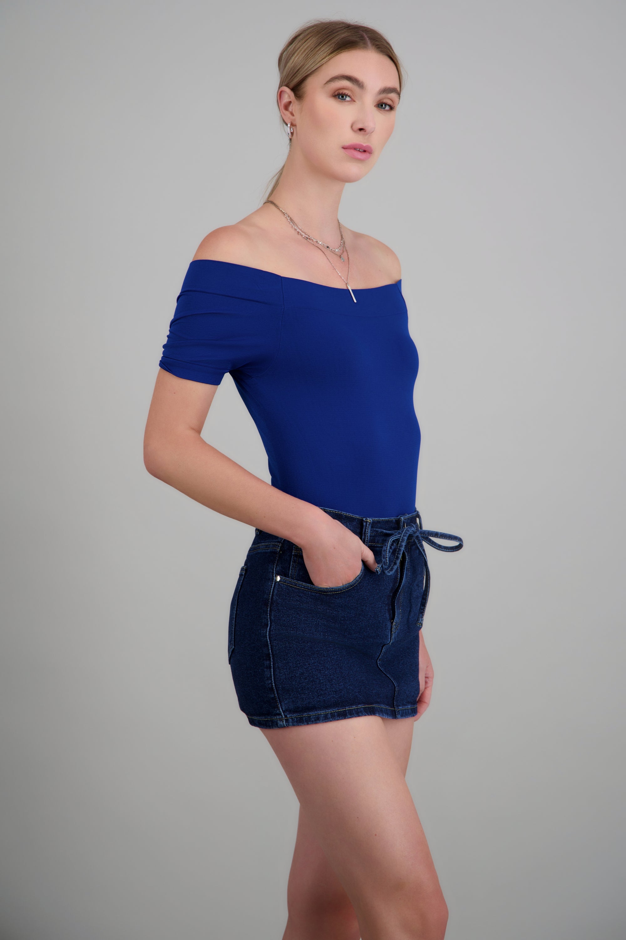 ROYAL BLUE