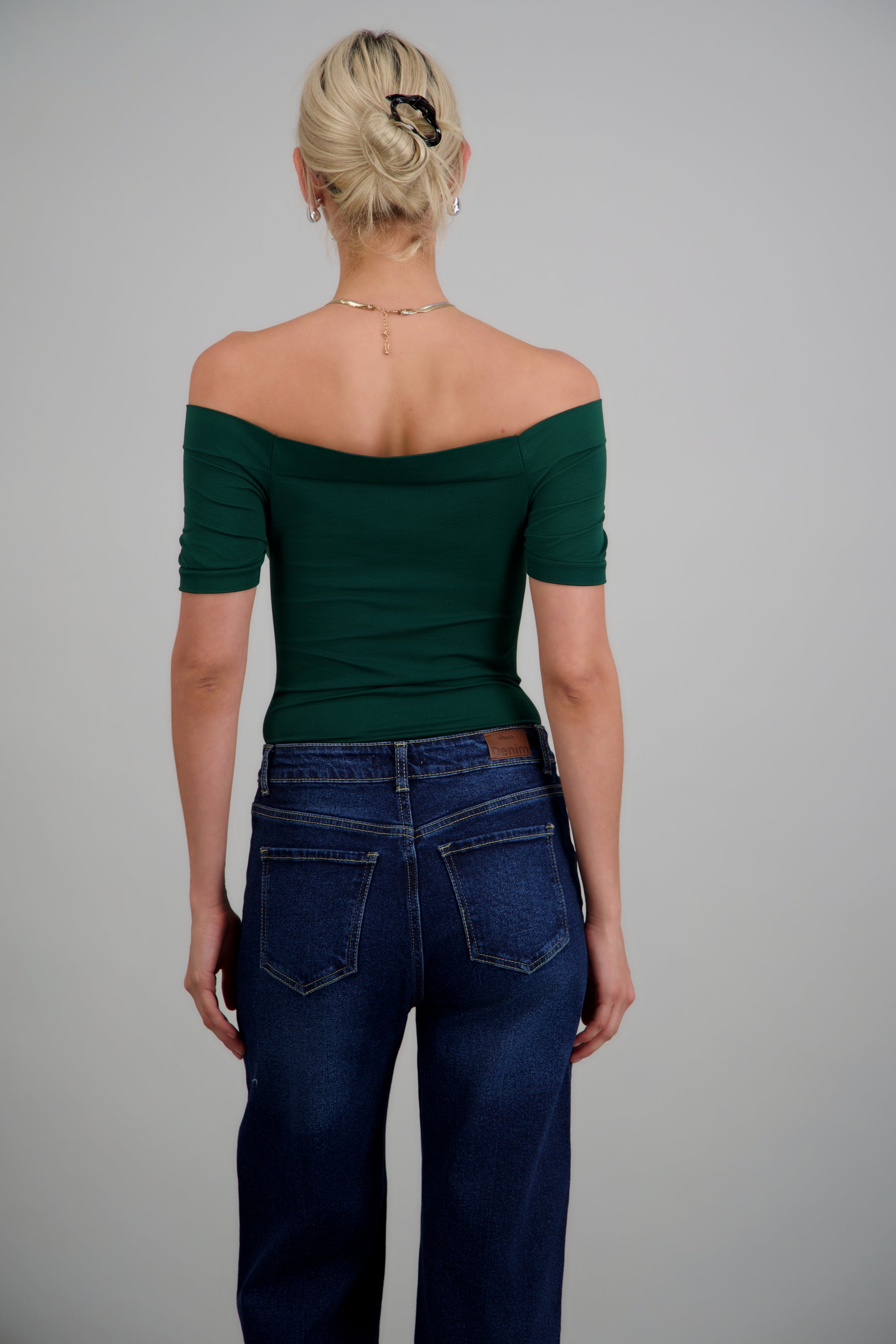 DARK GREEN