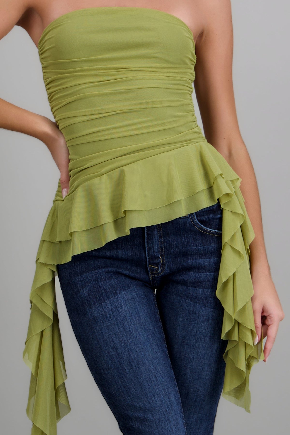 GREEN