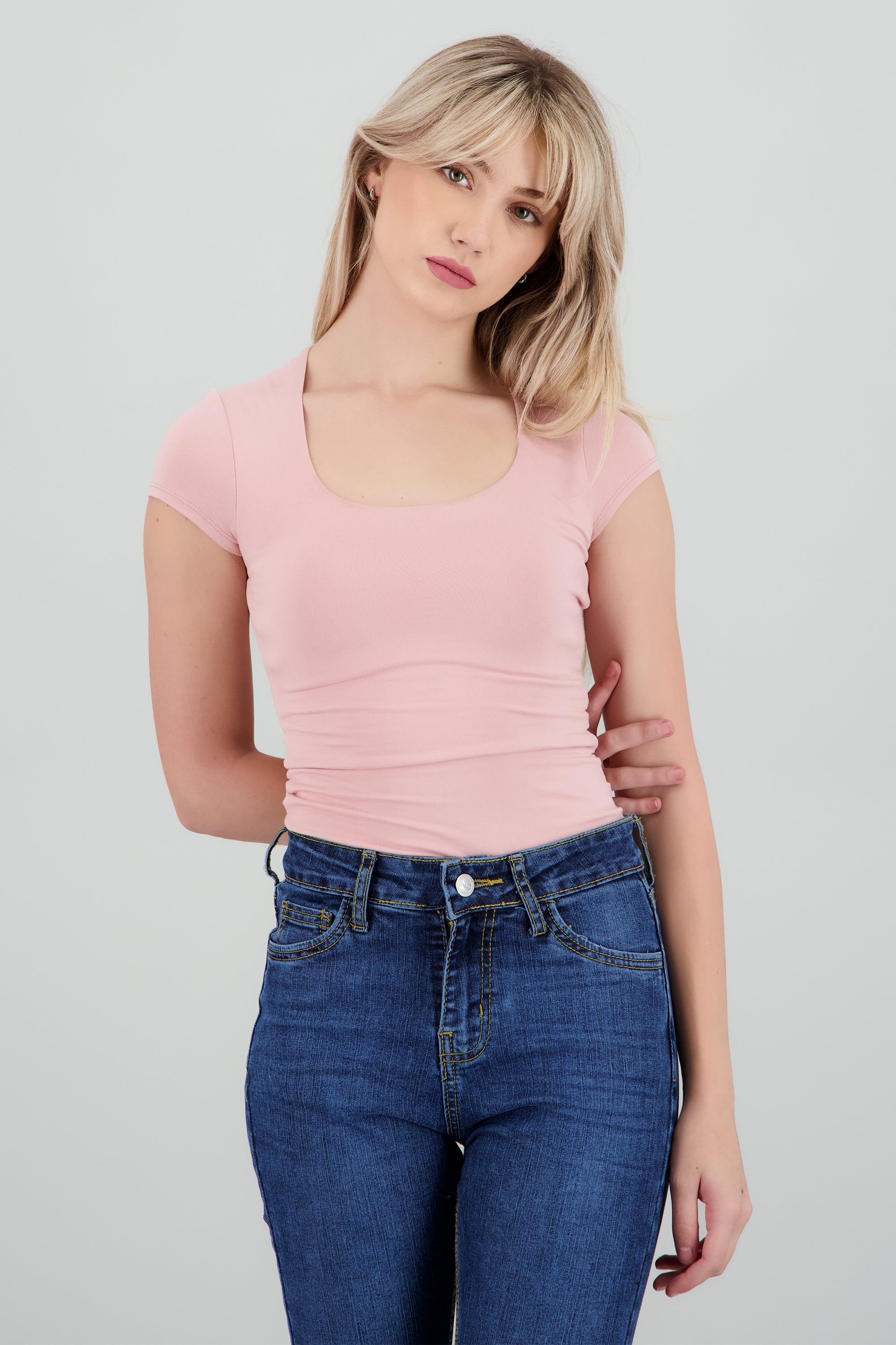 MAUVE