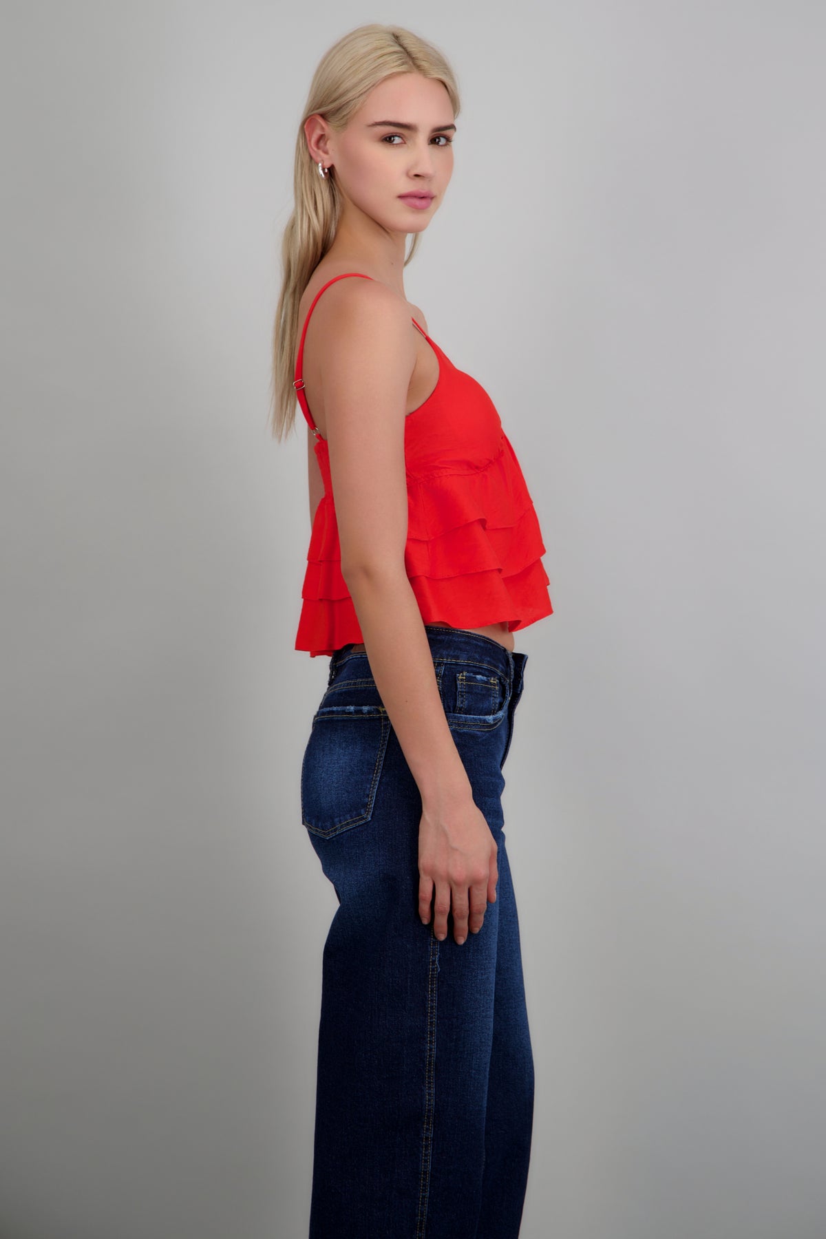 TOMATO RED