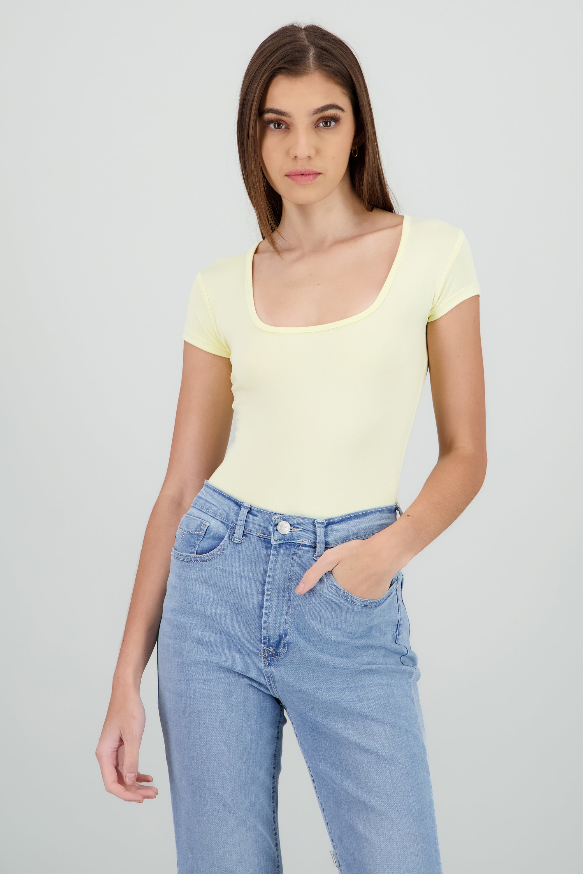 PASTEL YELLOW