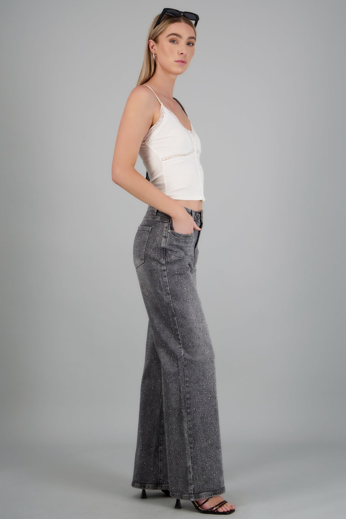 LIGHT GRAY