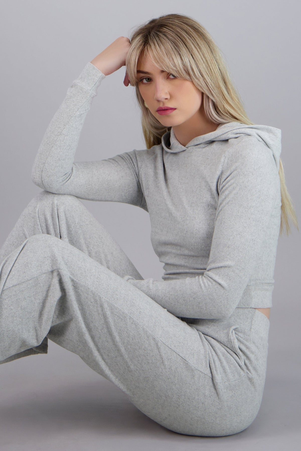 HEATHER GRAY