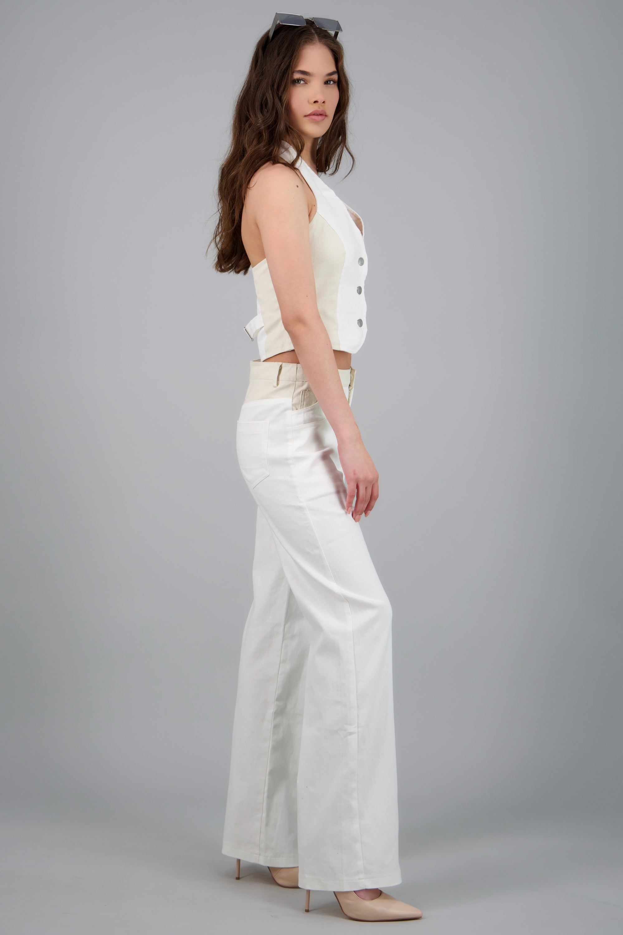 WHITE COMBO