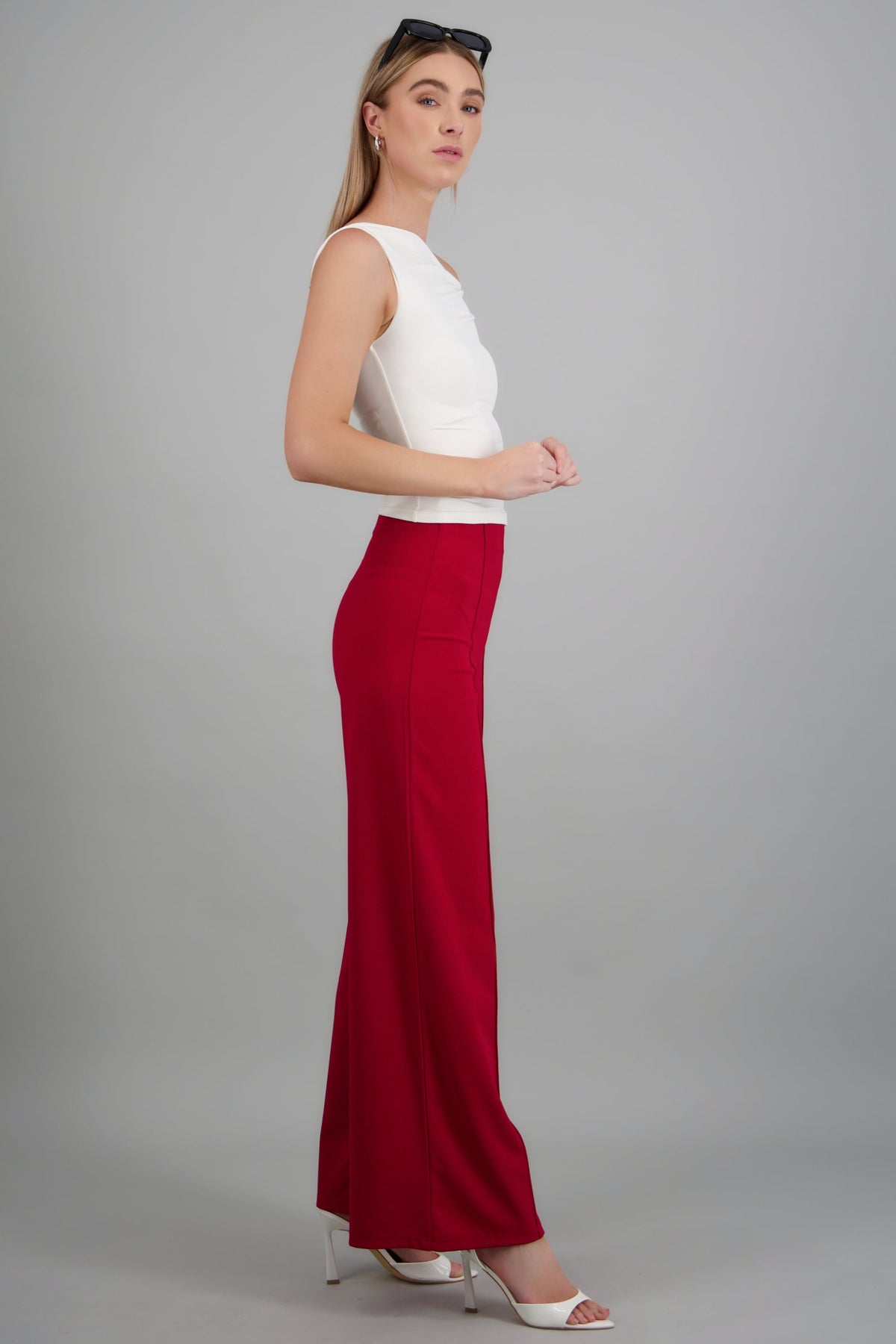 TOMATO RED