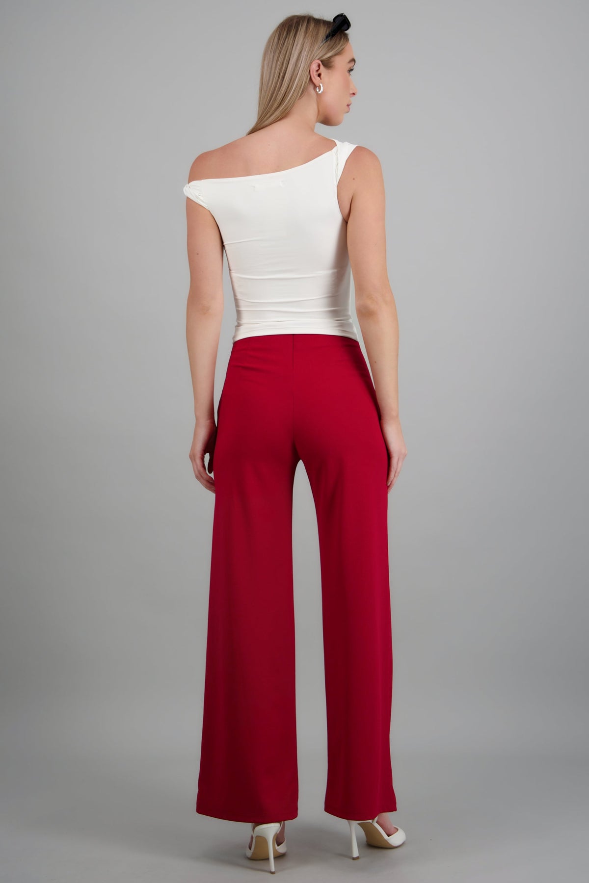 TOMATO RED