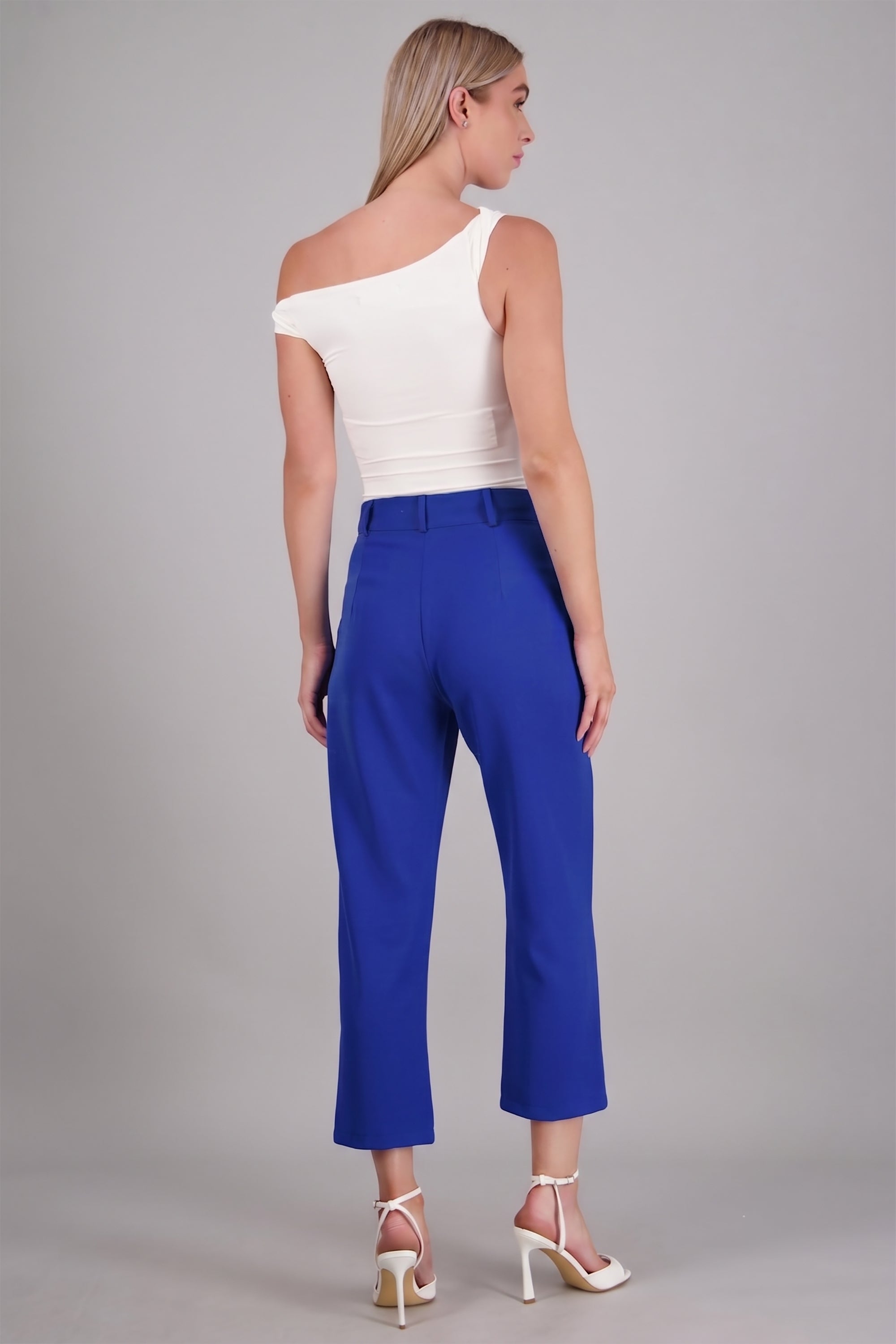 ROYAL BLUE