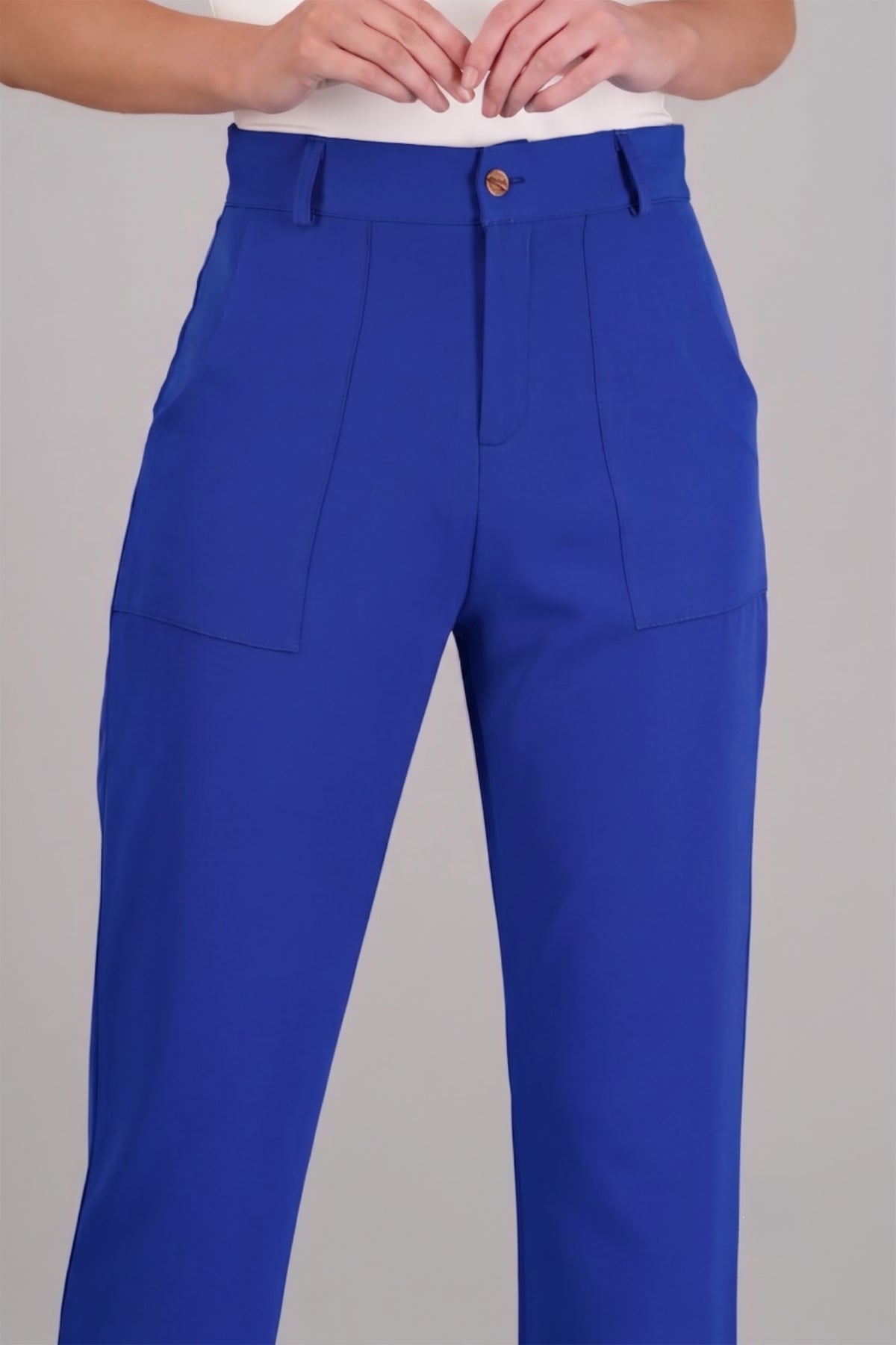 ROYAL BLUE