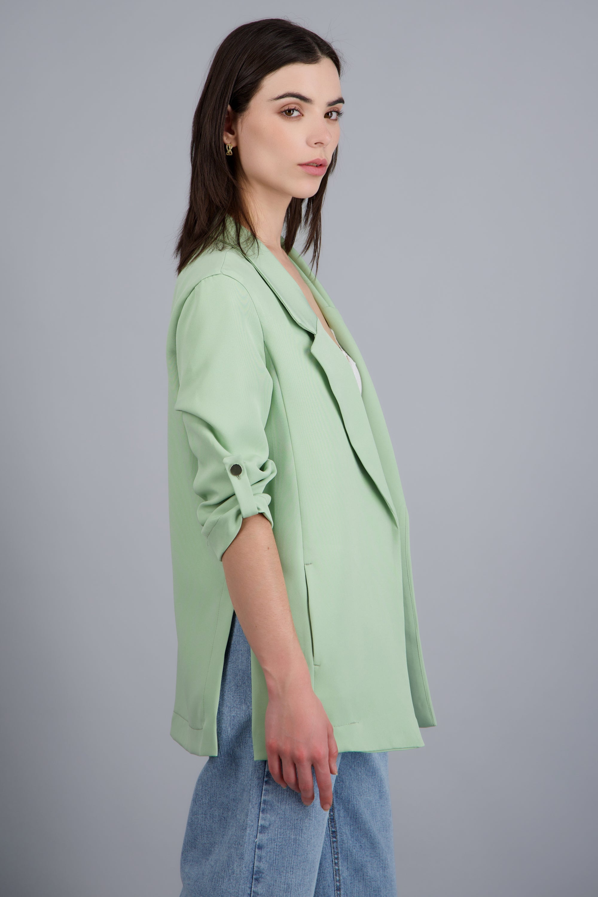 LIGHT GREEN