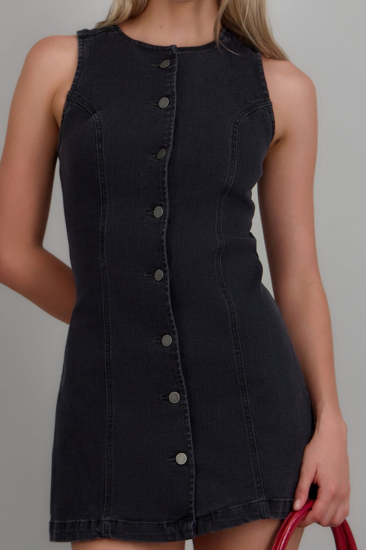 DARK GRAY