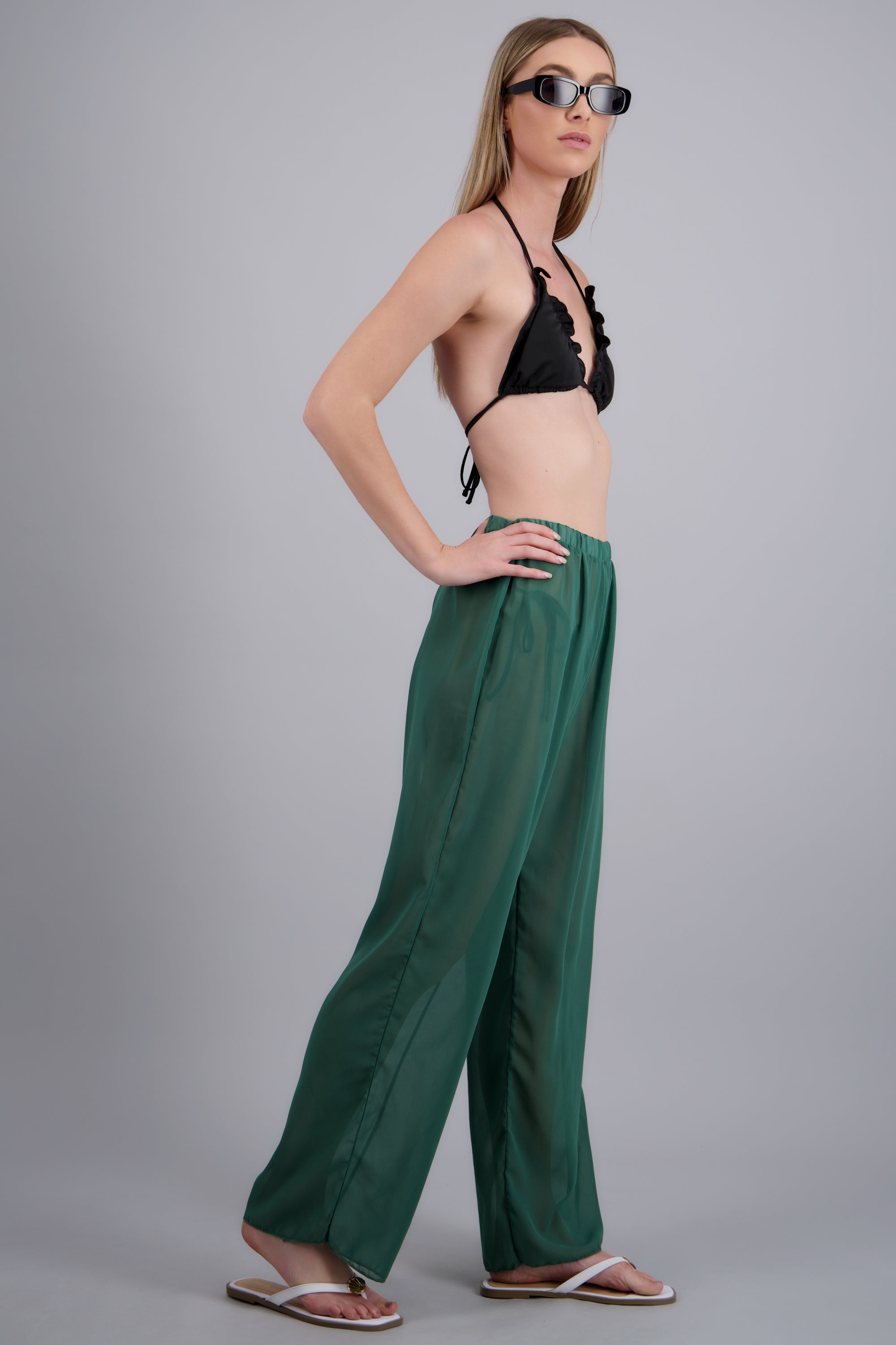 GREEN