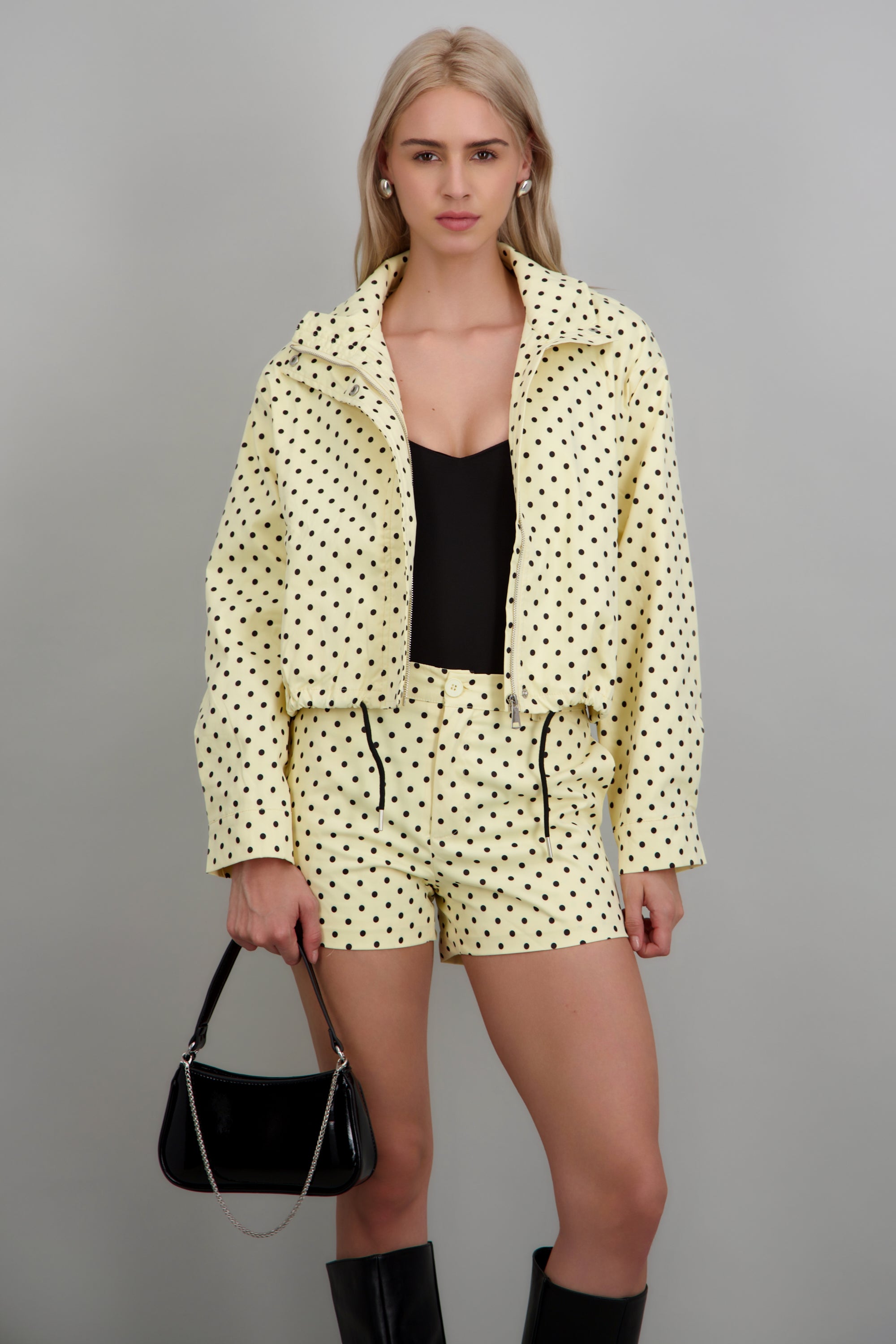 PASTEL YELLOW