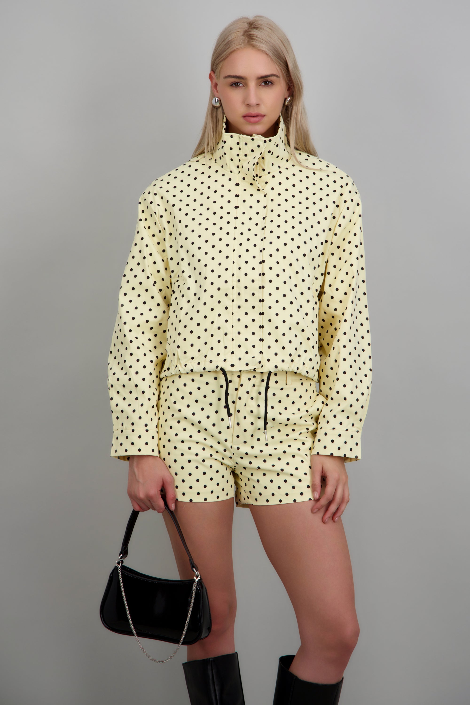 PASTEL YELLOW