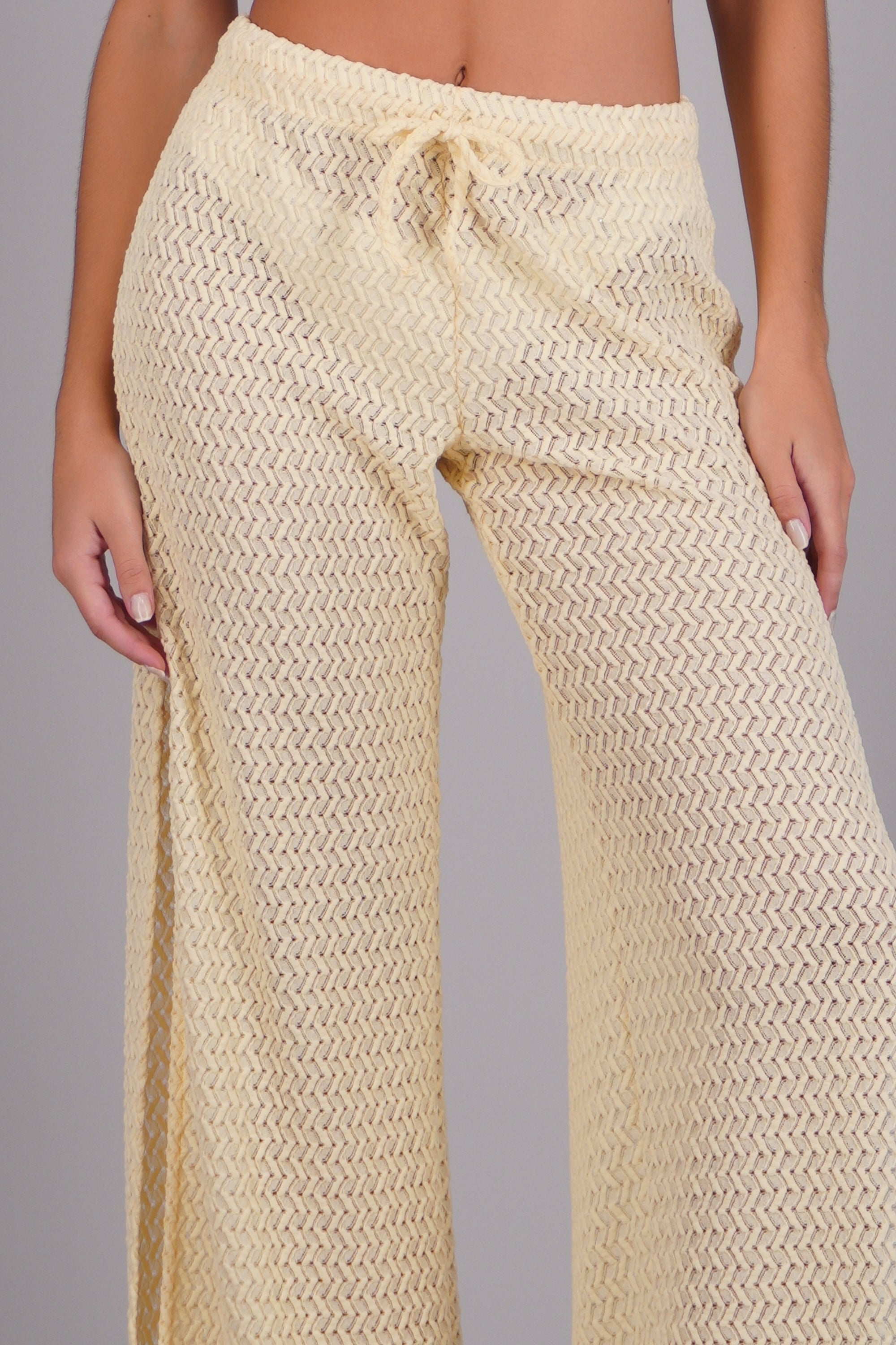 PASTEL YELLOW
