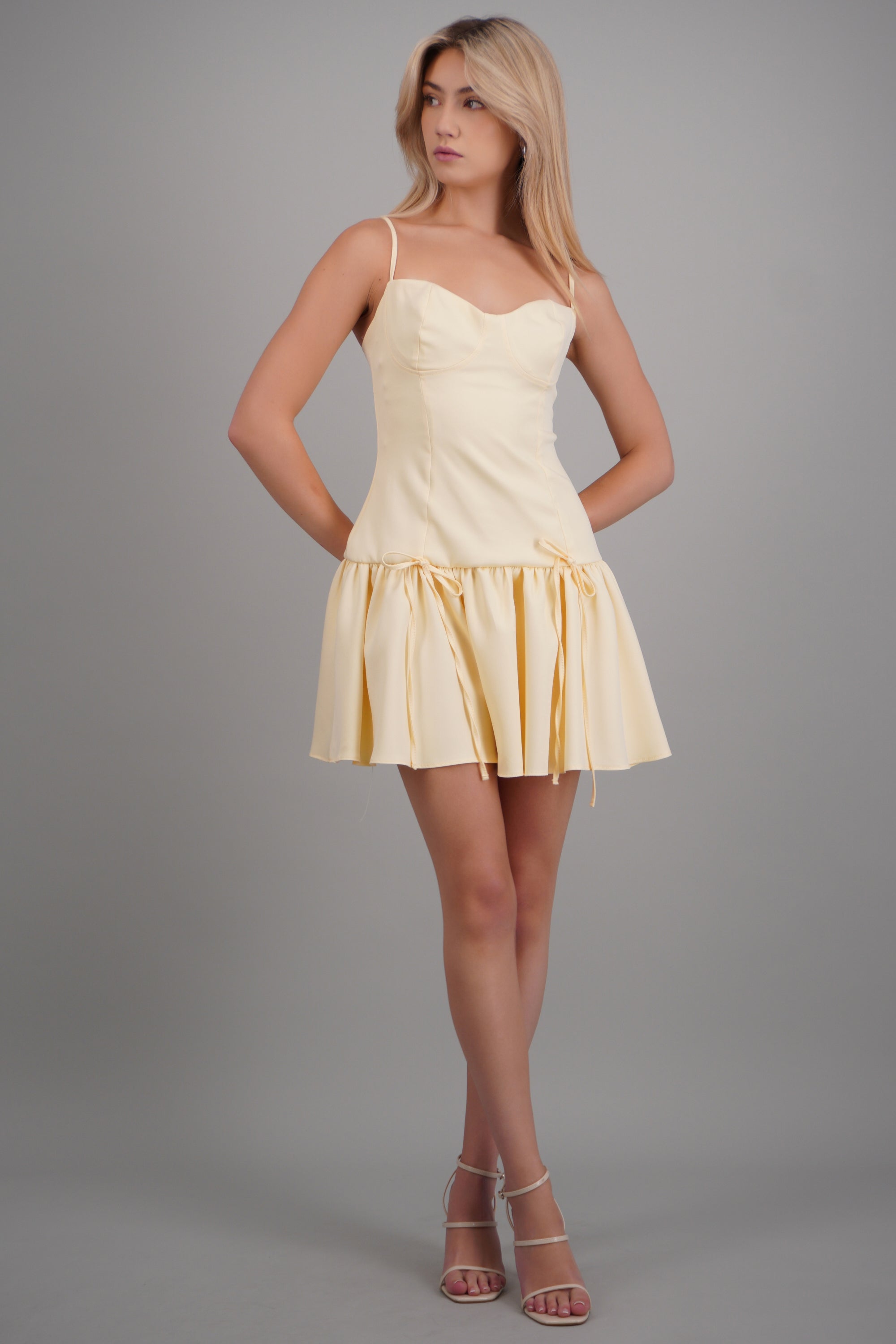 PASTEL YELLOW