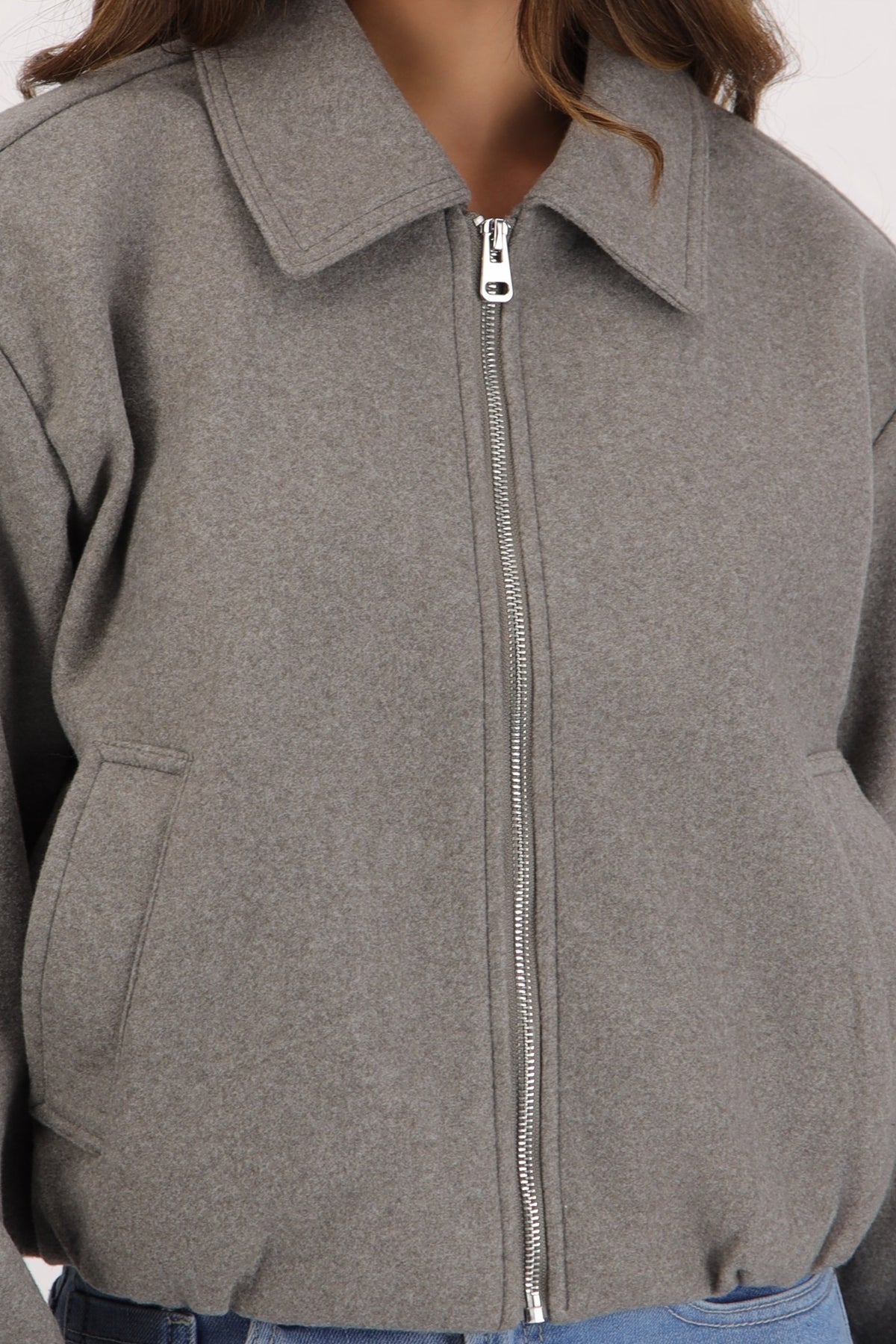 GRAY