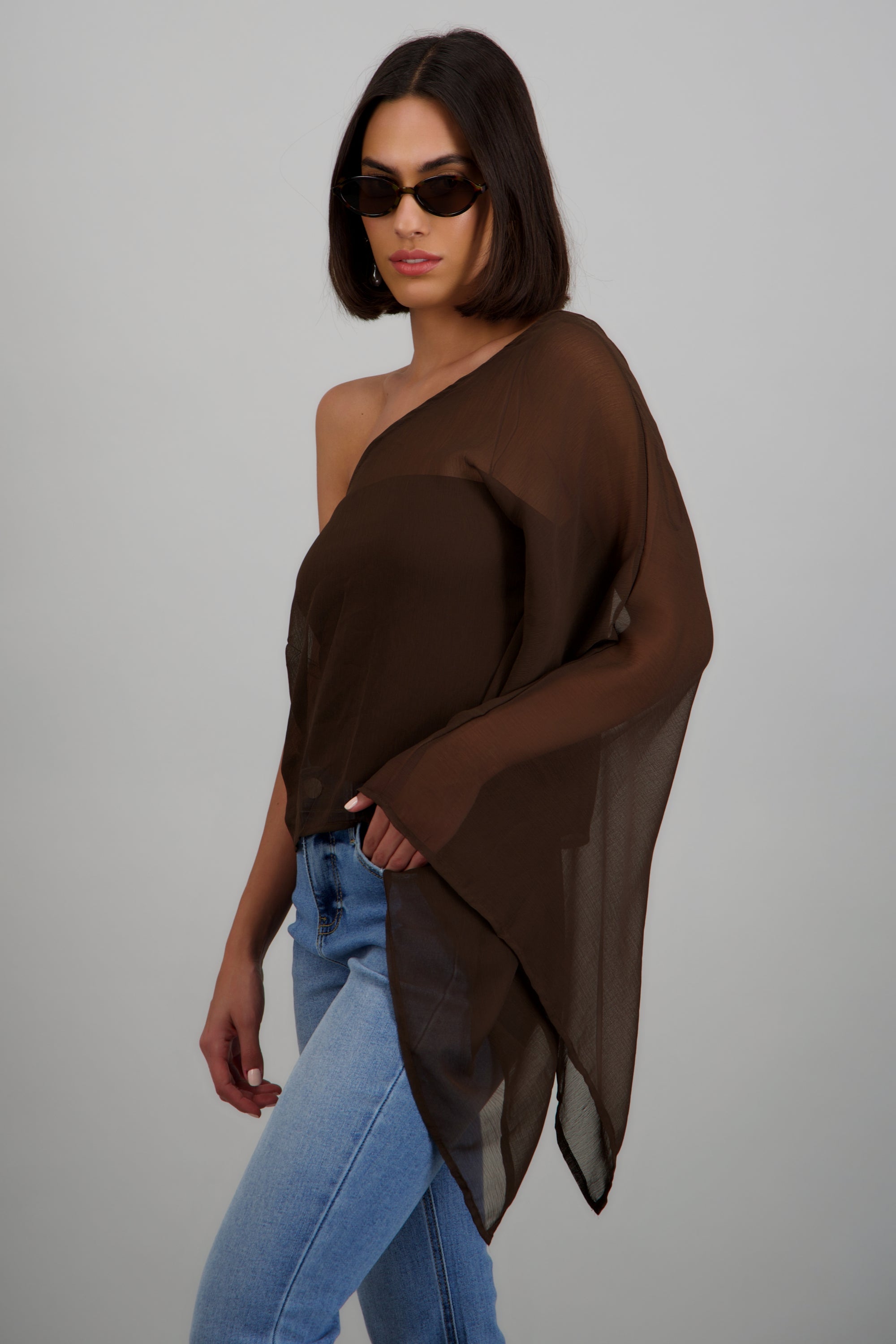 DARK BROWN