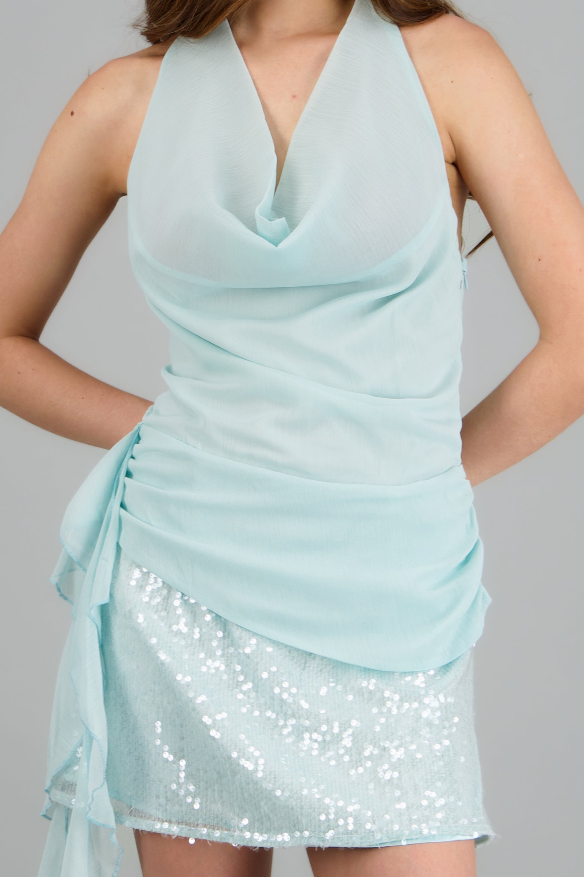 BRIGHT TURQUOISE