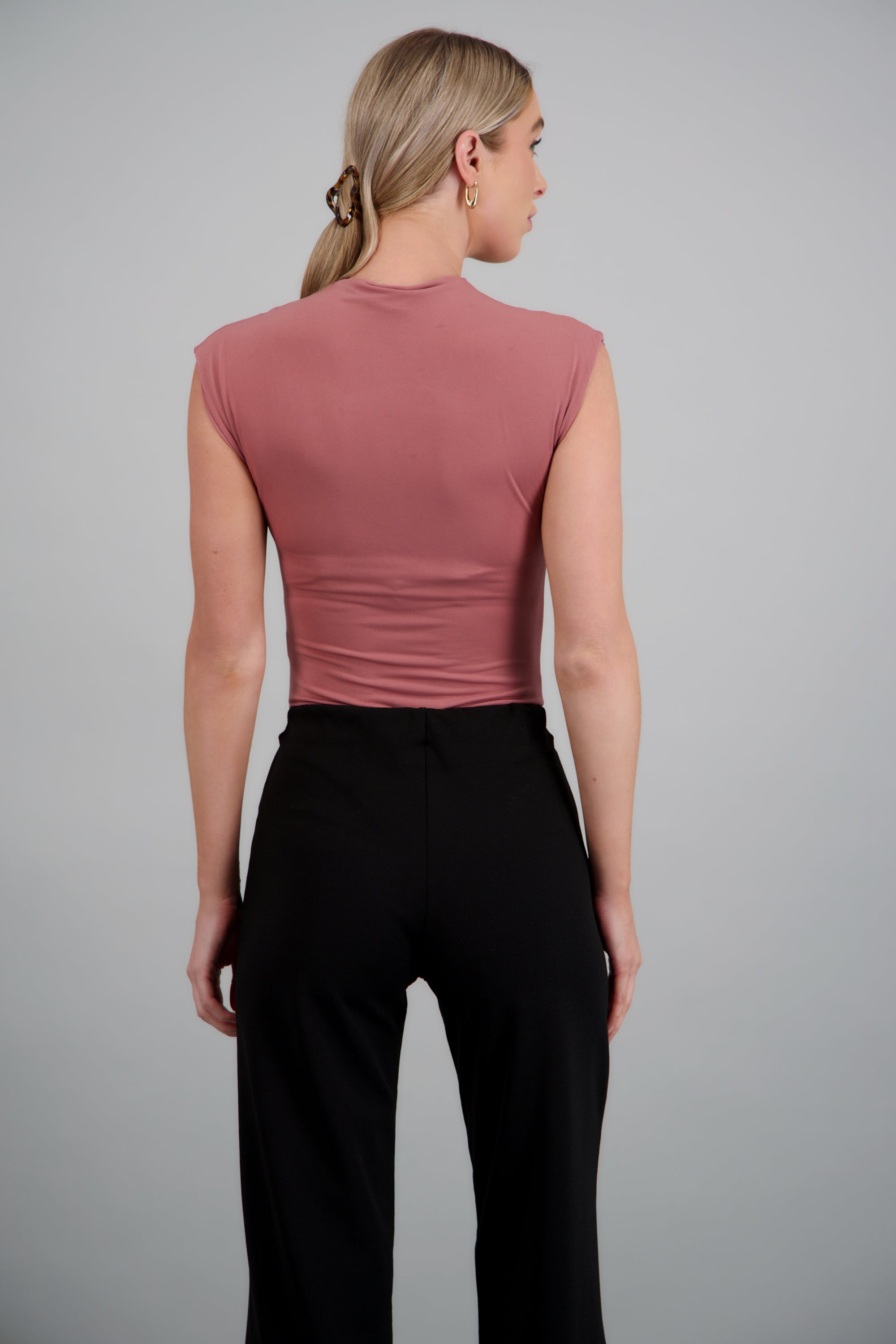 MAUVE
