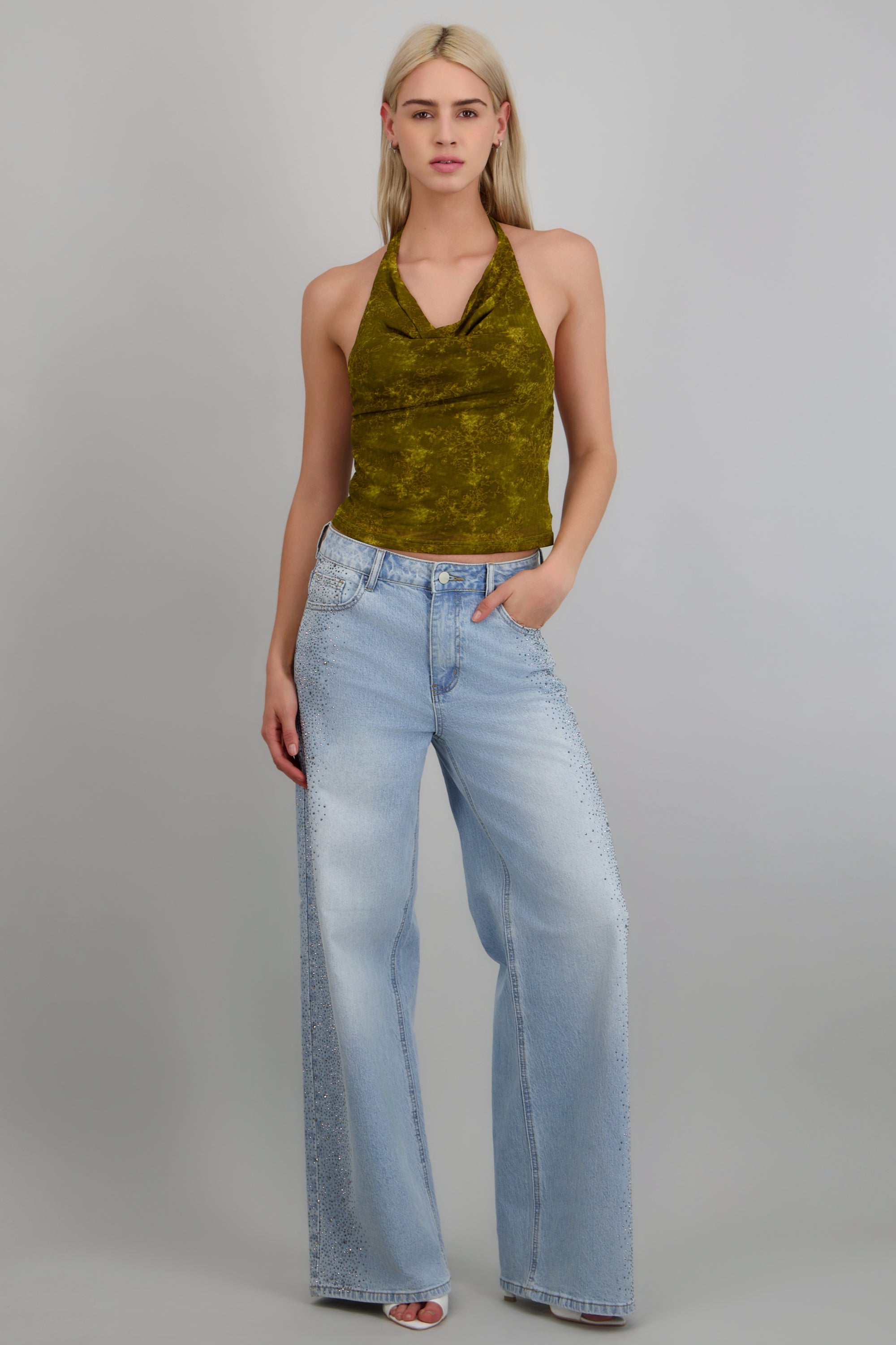 GRASS GREEN