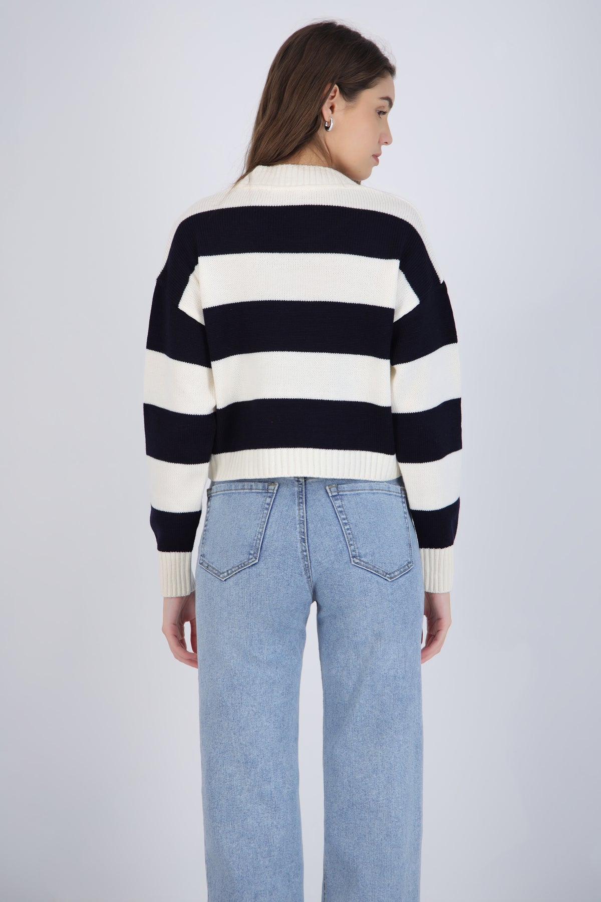 Round Neck Sweater