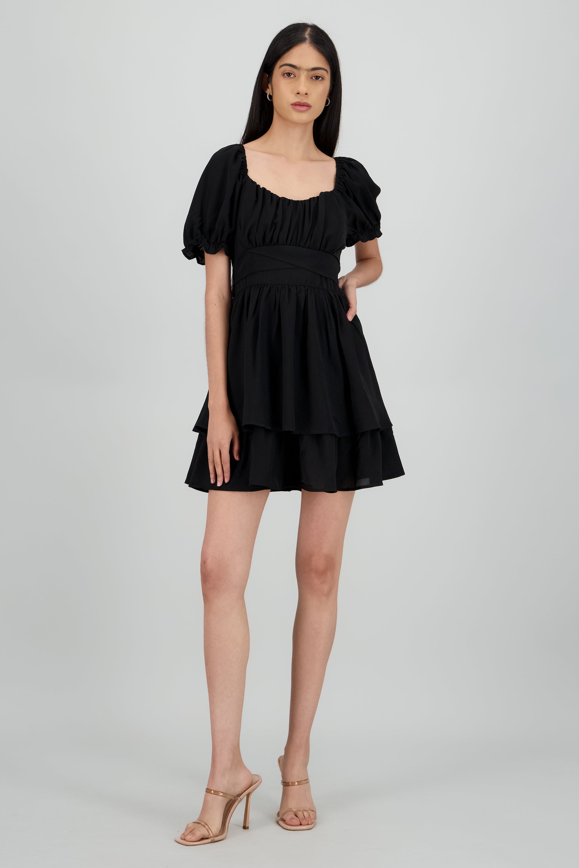 Mini-robe superposée à nœud