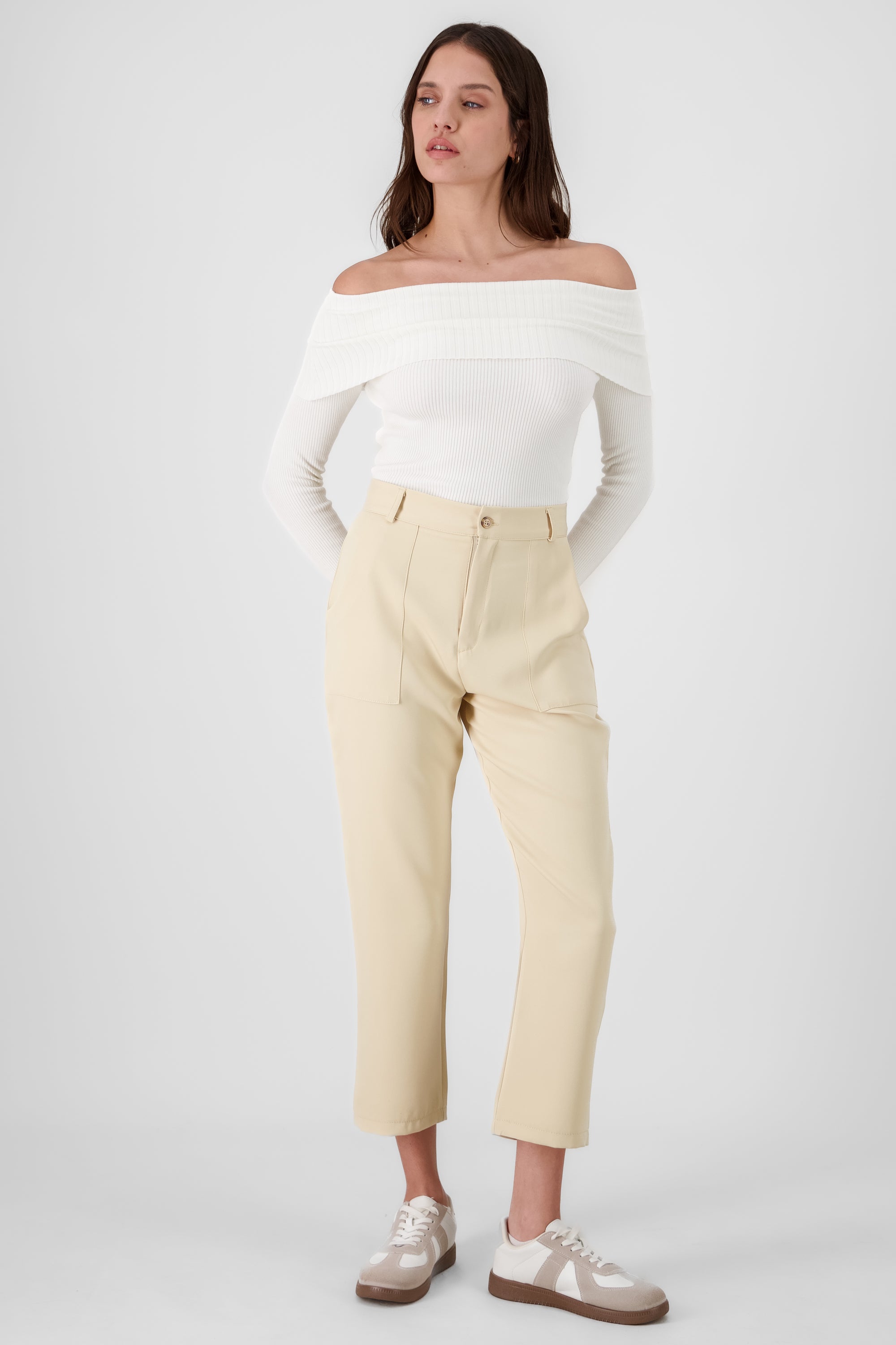 Highwaisted capri pant with pockets CREAM