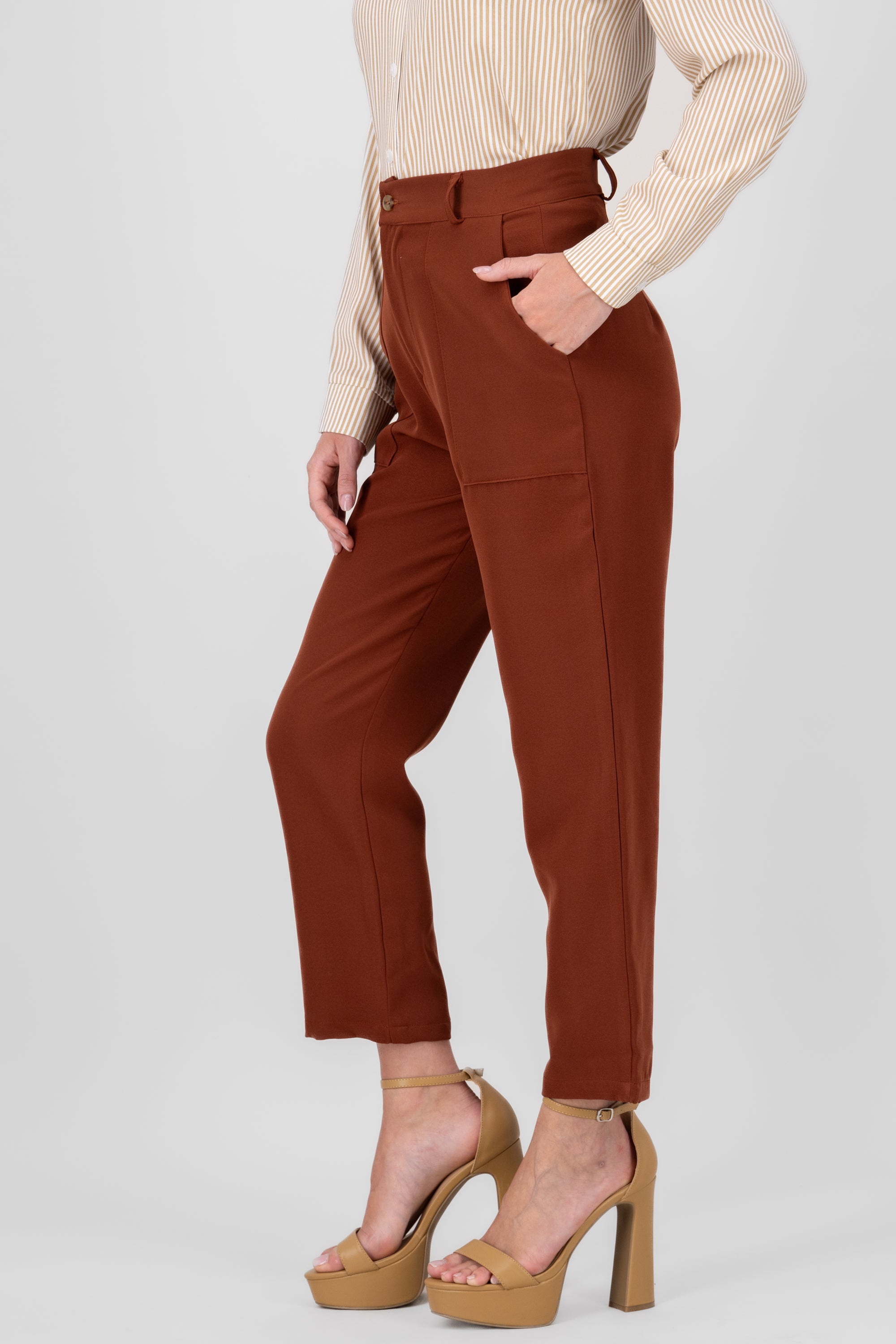 Highwaisted capri pant with pockets BRONZE