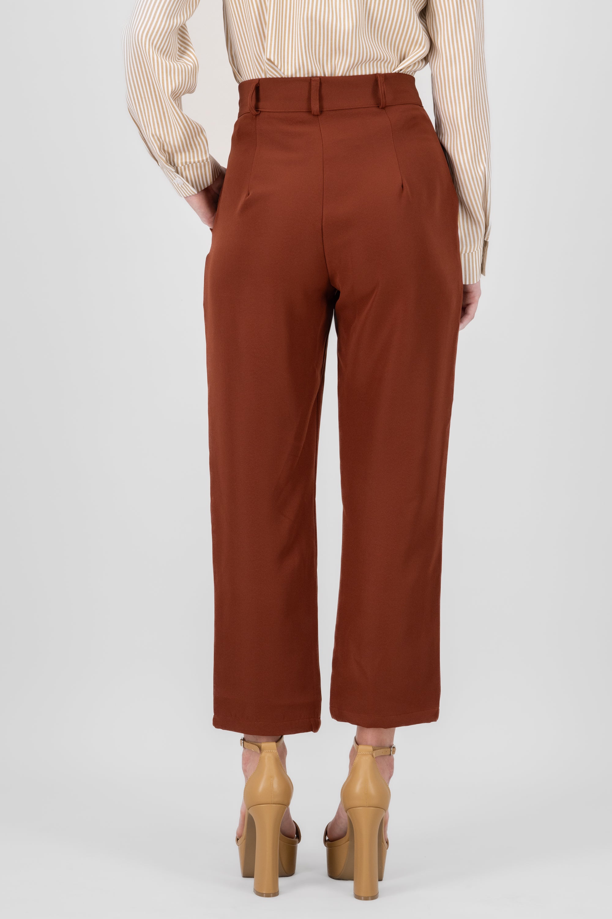 Highwaisted capri pant with pockets BRONZE