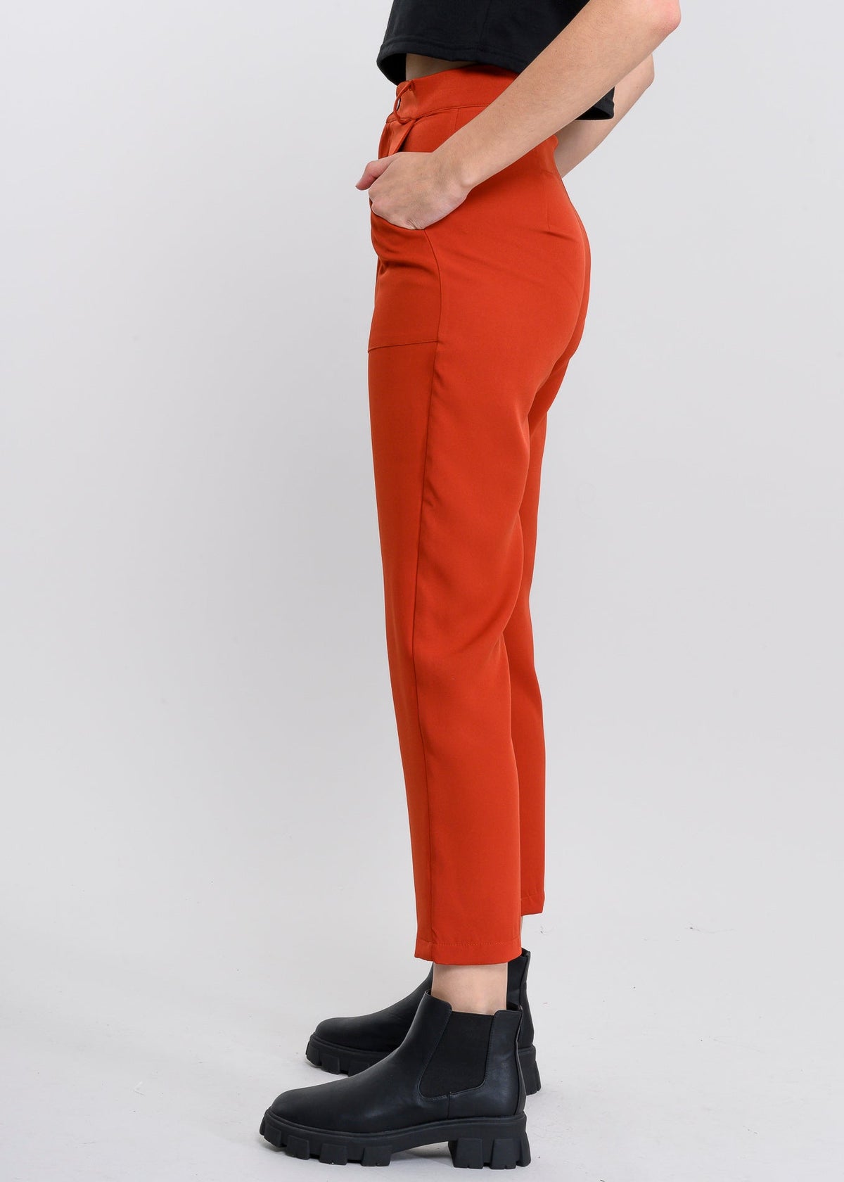High Waist Capris with Pockets