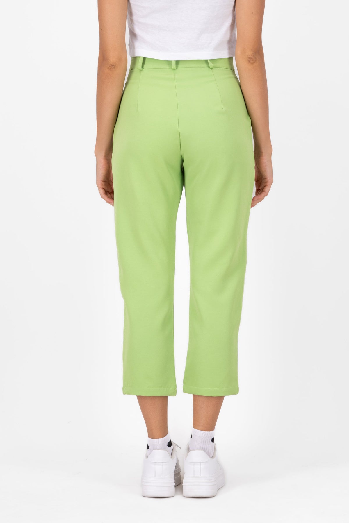 LIGHT GREEN