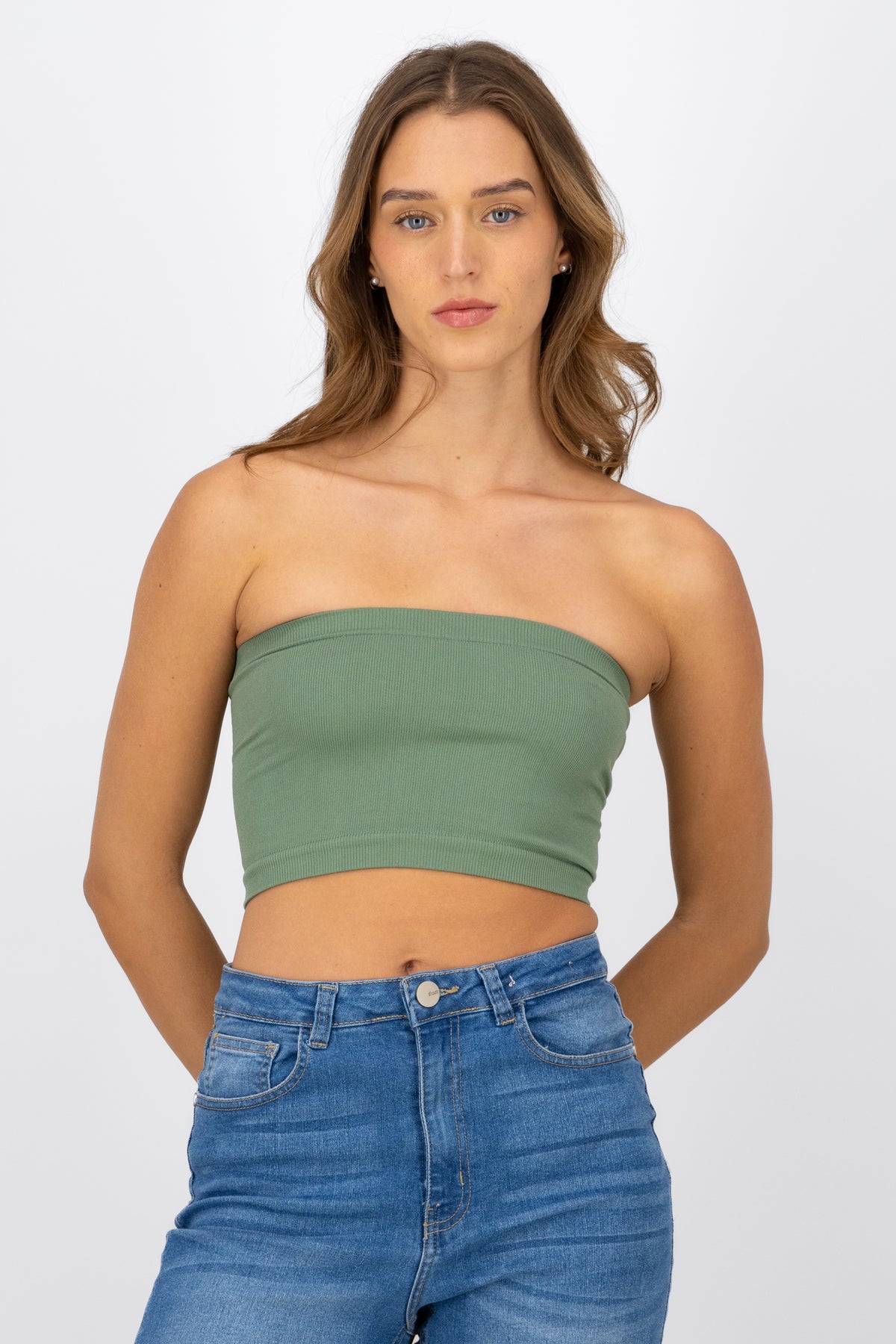 GRASS GREEN