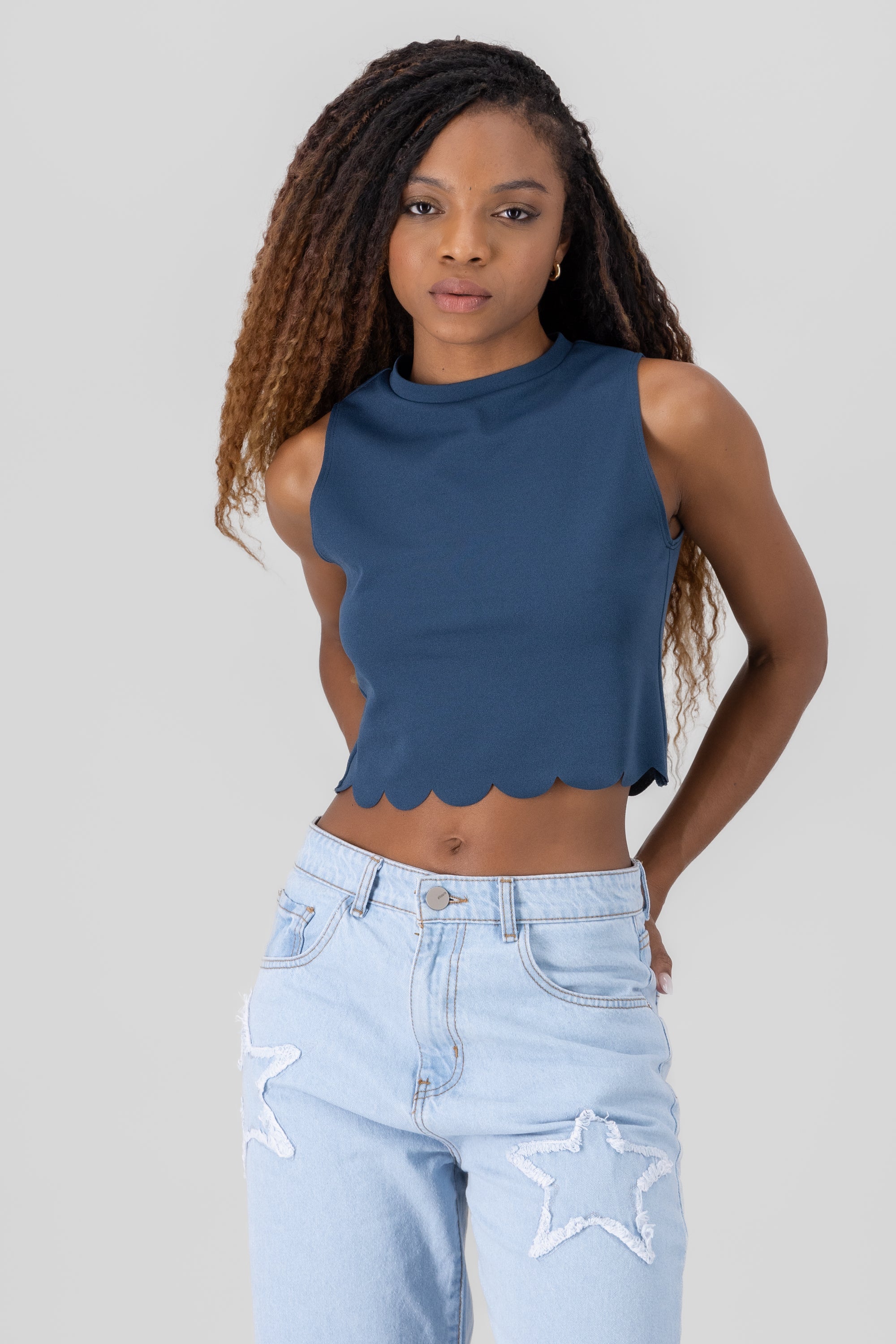 Scallop Cut Crop Top CHARCOAL