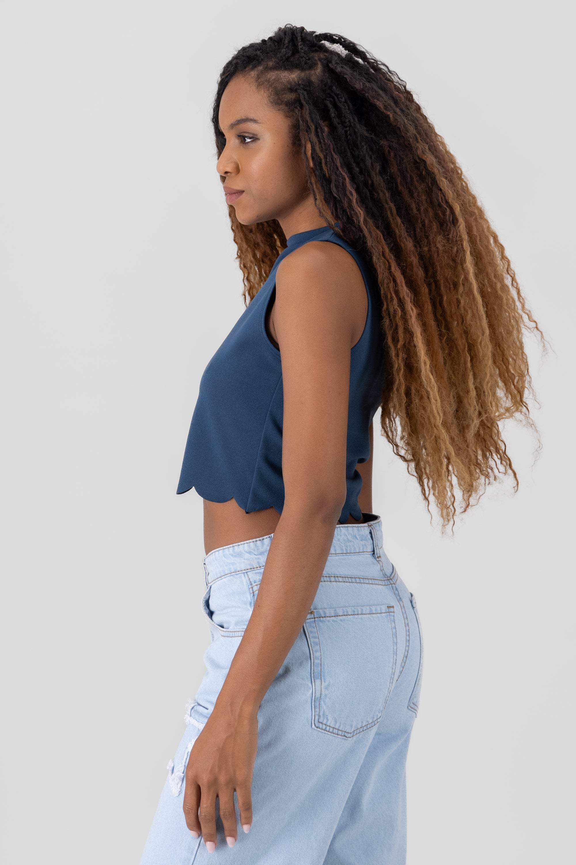 Scallop Cut Crop Top CHARCOAL