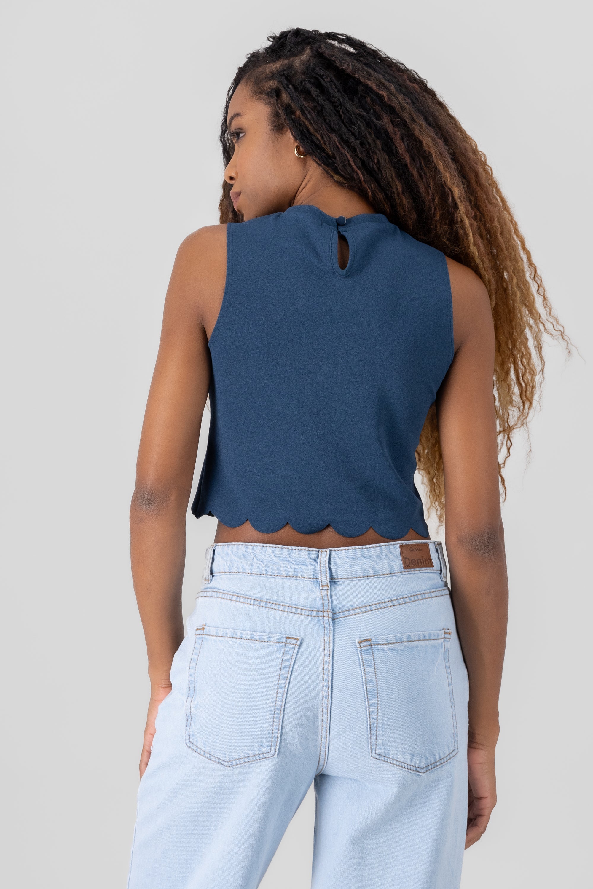 Scallop Cut Crop Top CHARCOAL