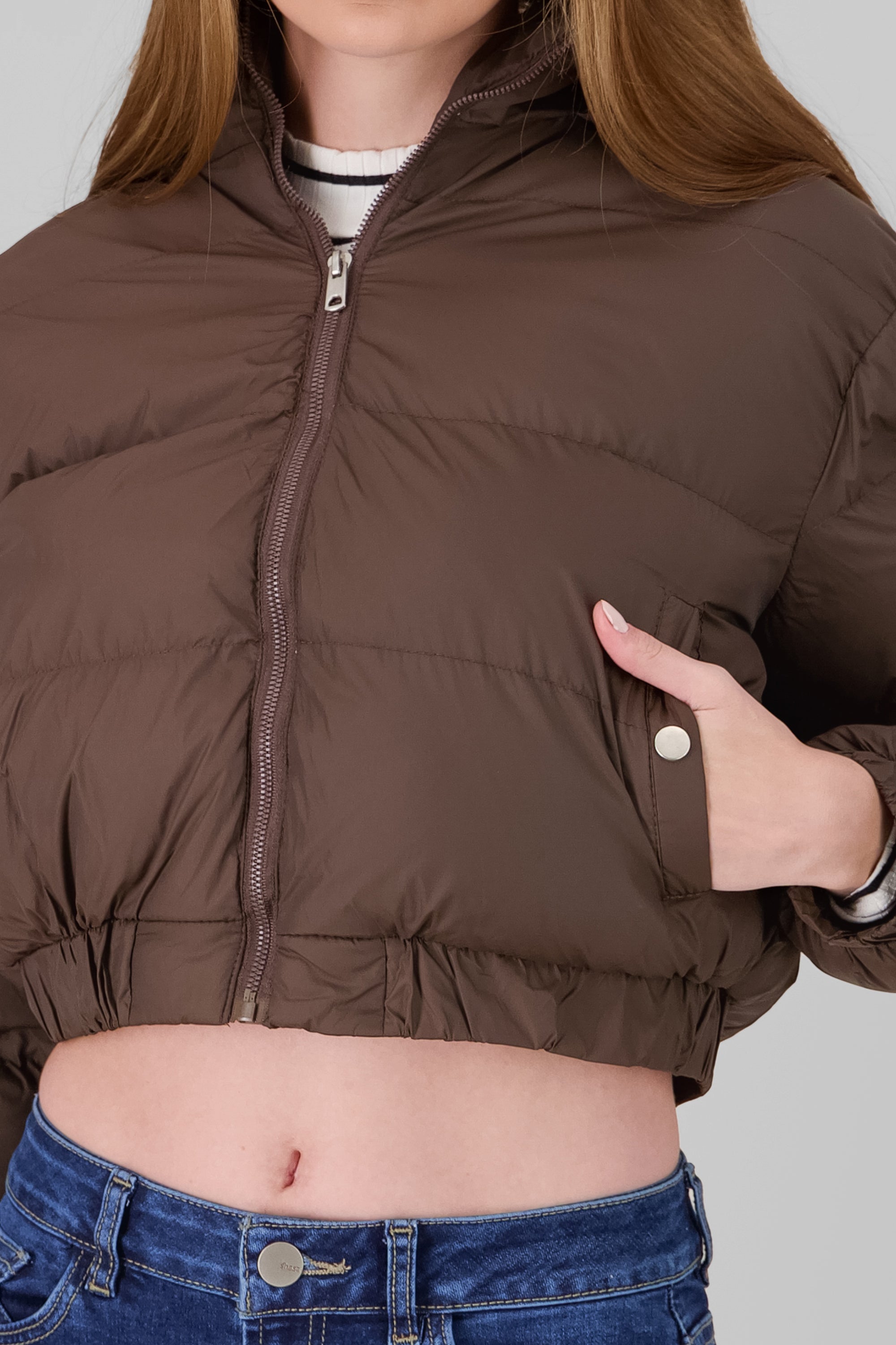 Cropped quilted puffer jacket CHOCOLATE