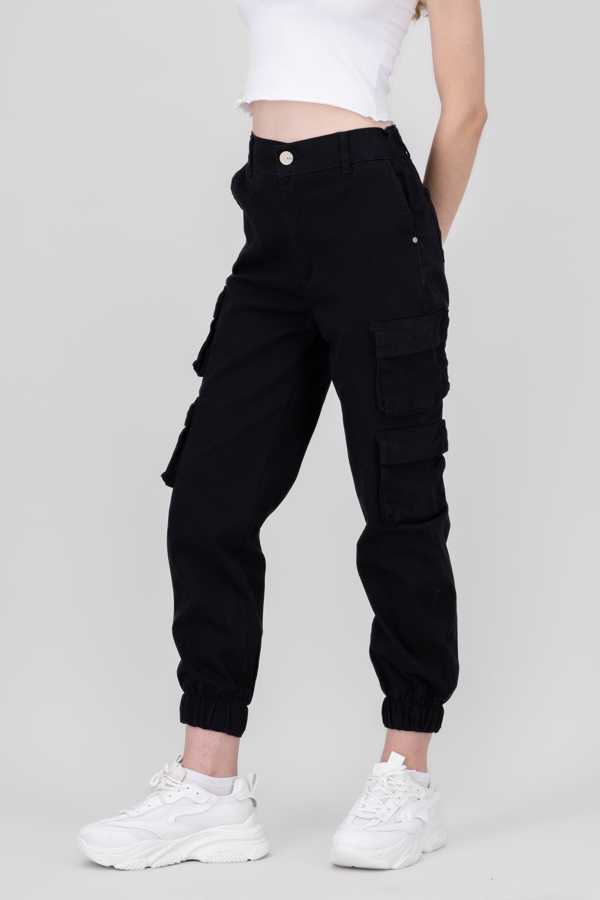 Solid High Waisted Cargo Jeans BLACK